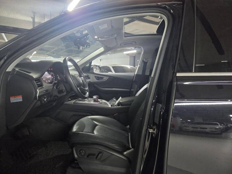2019 AUDI Q7 - 2019 アウディ Q7
