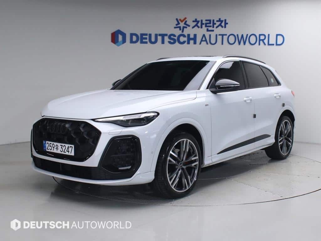 2025 AUDI Q5 - 2025 アウディ Q5