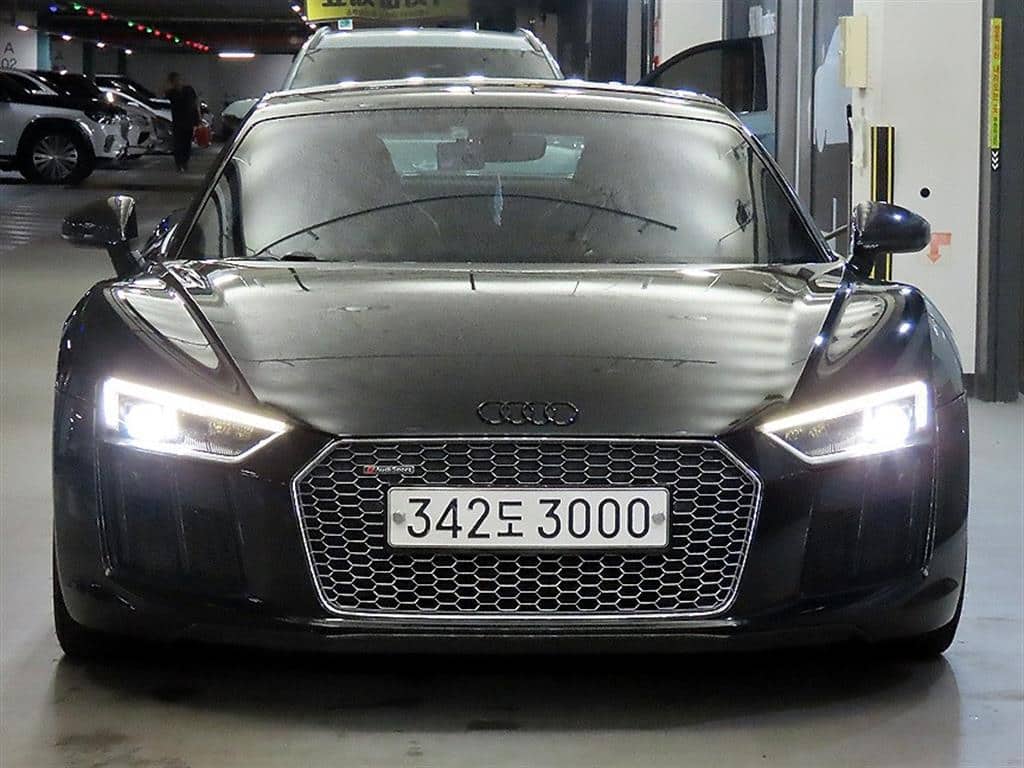 2017 AUDI R8 - 2017 アウディ R8
