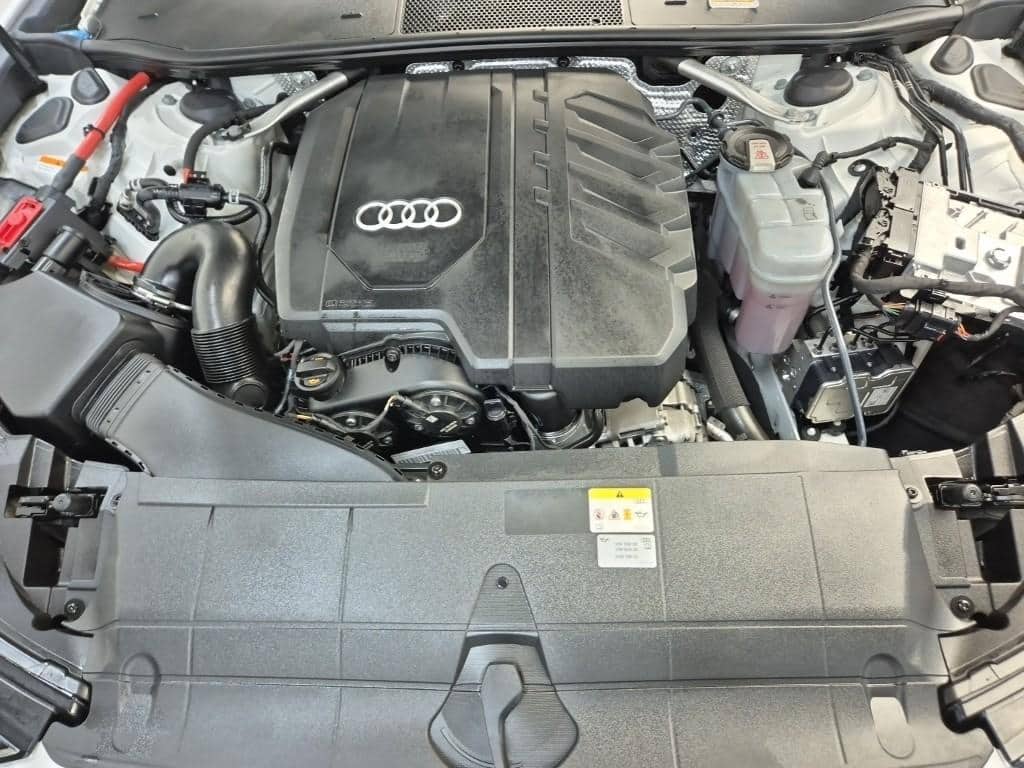 2022 AUDI A6