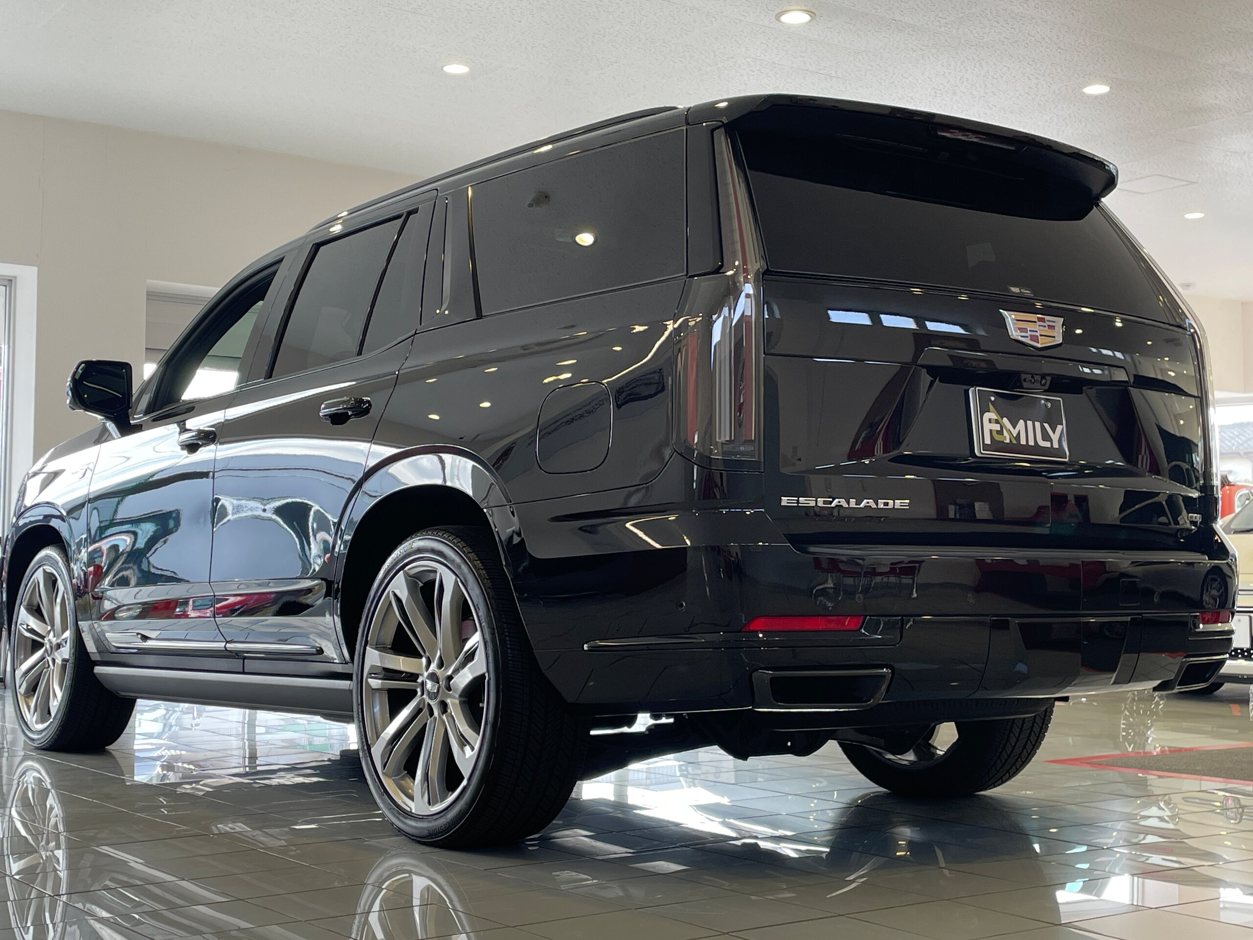 2025 Cadillac Escalade - 2025 كاديلاك Escalade