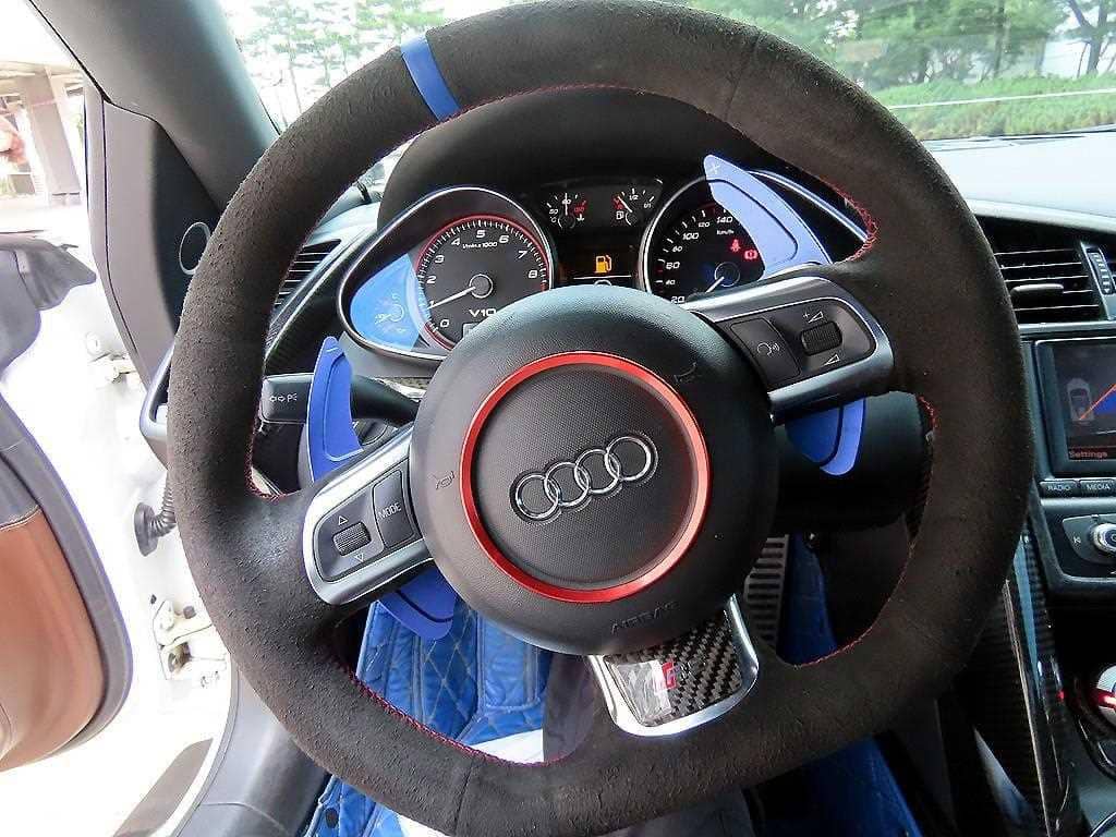 2011 AUDI R8 Spyder 5.2 FSI V10 quattro