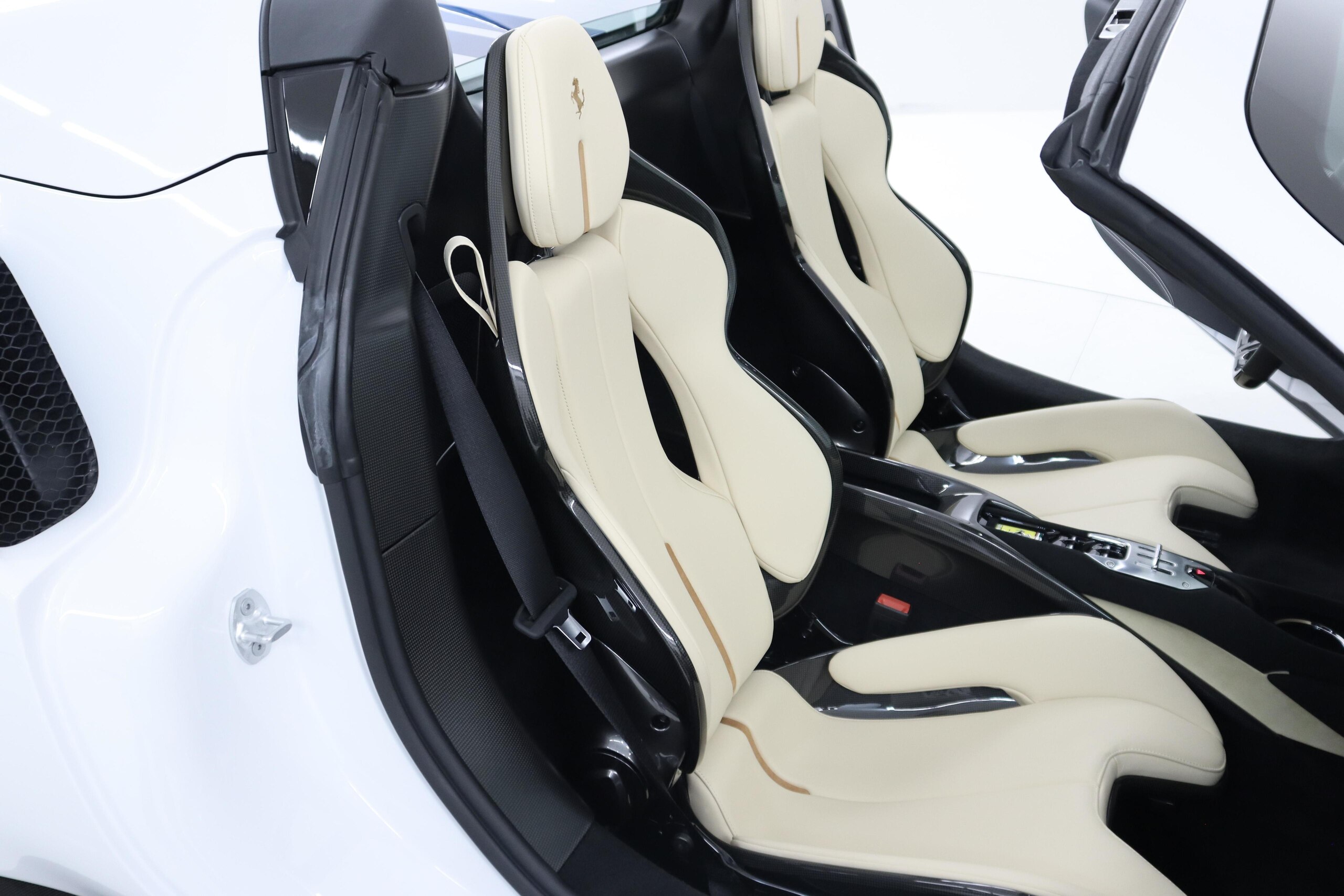 2024 Ferrari 296GTS - 2024 فيراري 296GTS