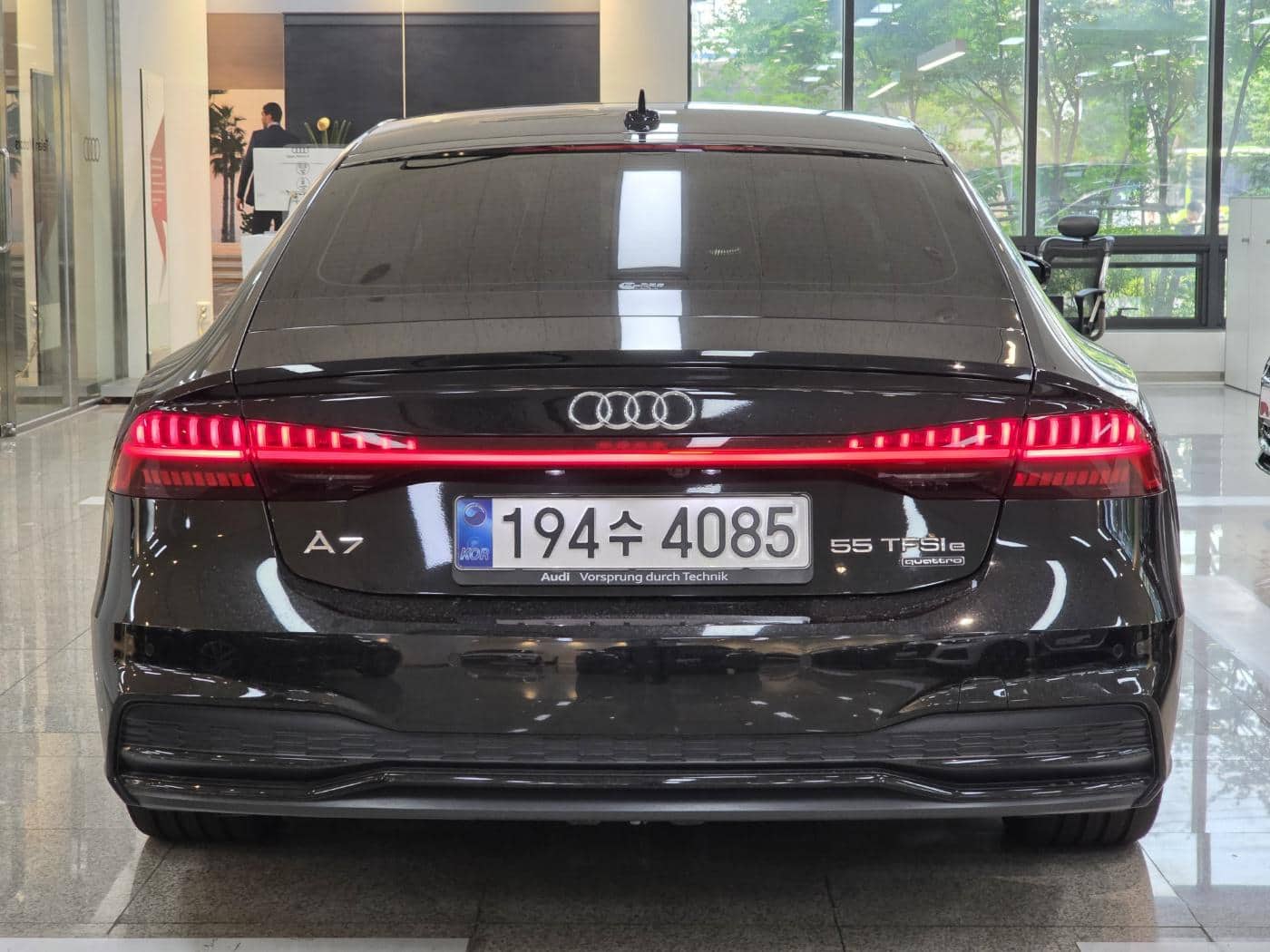 2024 AUDI A7 55 TFSI e Quattro Premium - 2024 アウディ A7