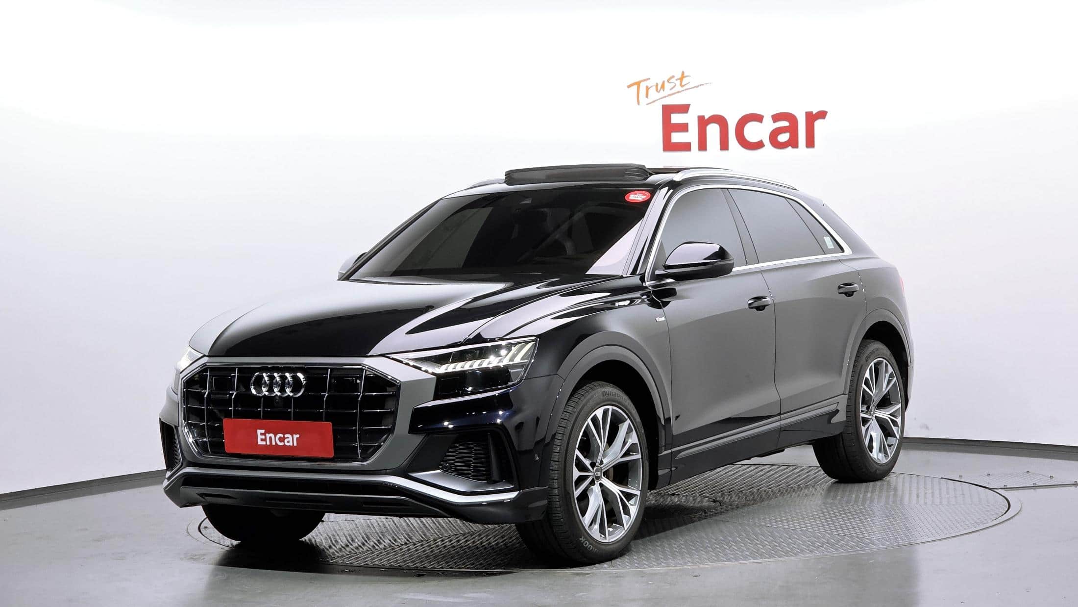 2021 AUDI Q8 50 TDI Quattro Premium - 2021 アウディ Q8