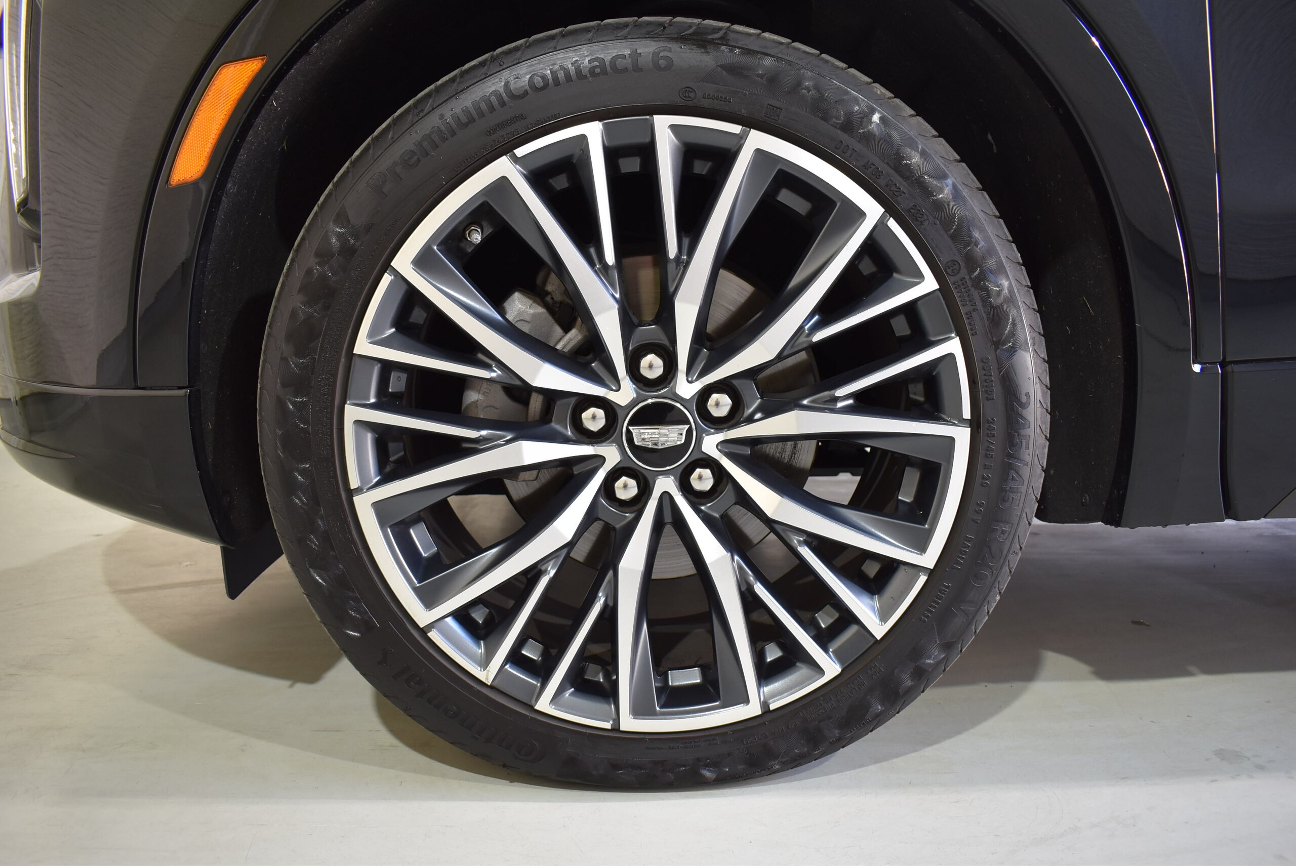 2025 Cadillac XT4 - 2025 كاديلاك XT4