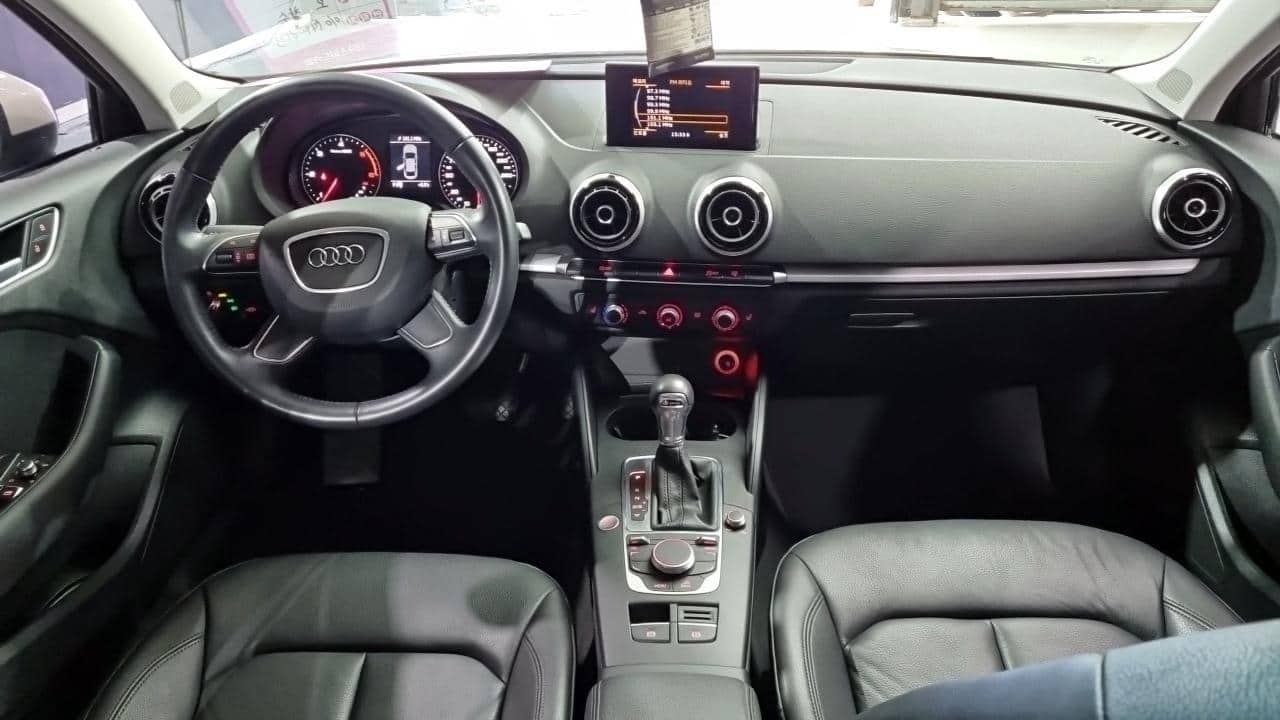 2015 AUDI A3 25 TDI Dynamic