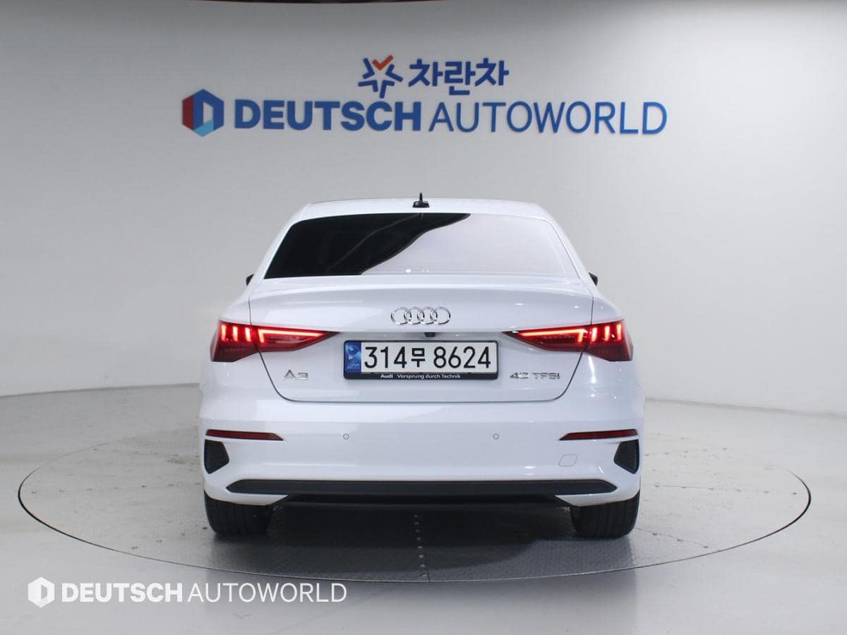 2022 AUDI A3 - 2022 アウディ A3