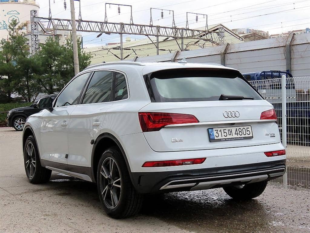 2021 AUDI Q5 - 2021 アウディ Q5