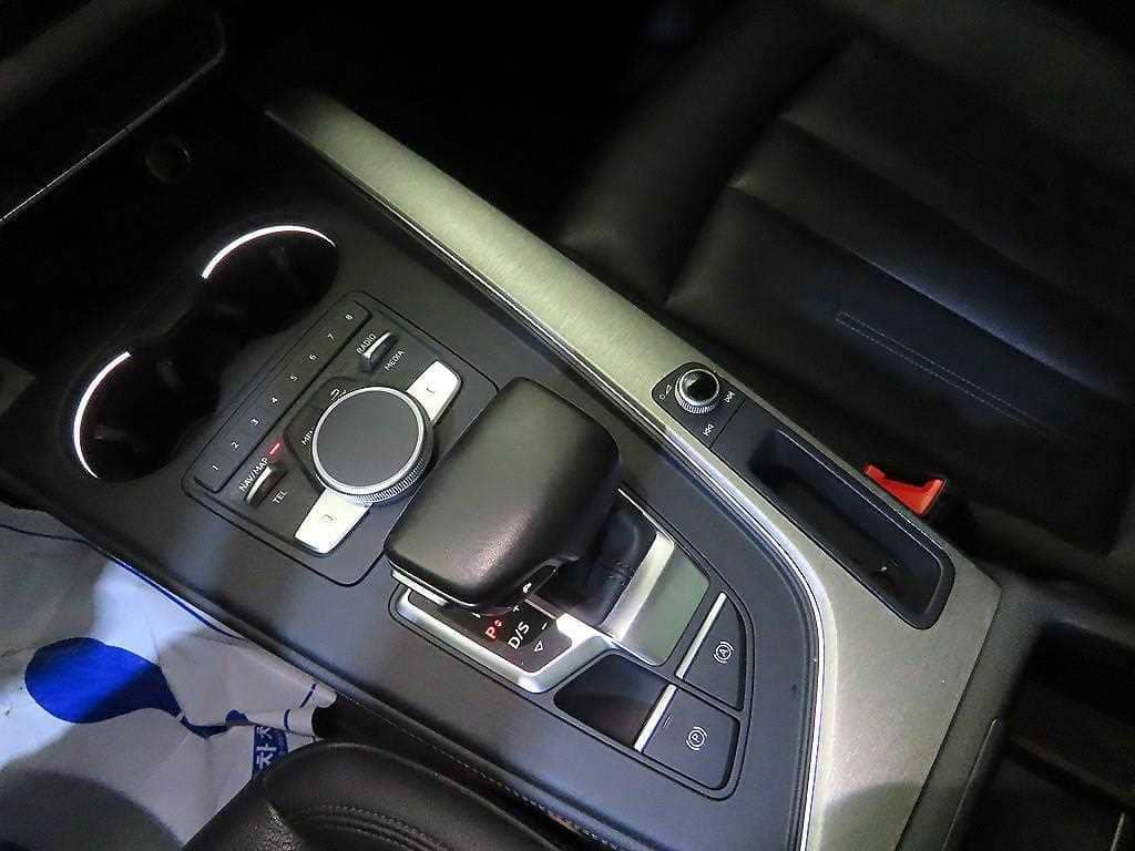 2016 AUDI A4