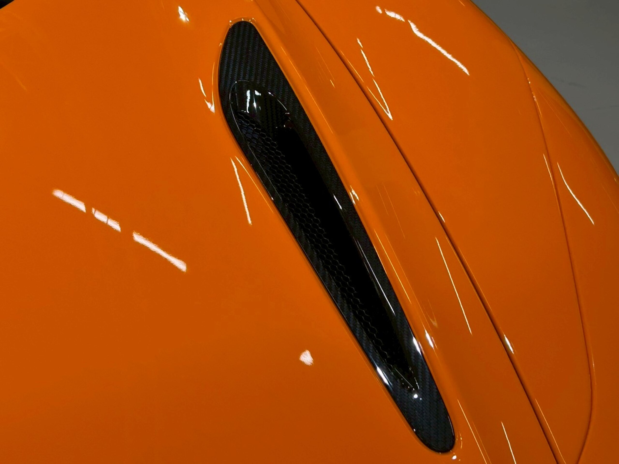 2025 McLaren 750S - 2025 ماكلارين 750S