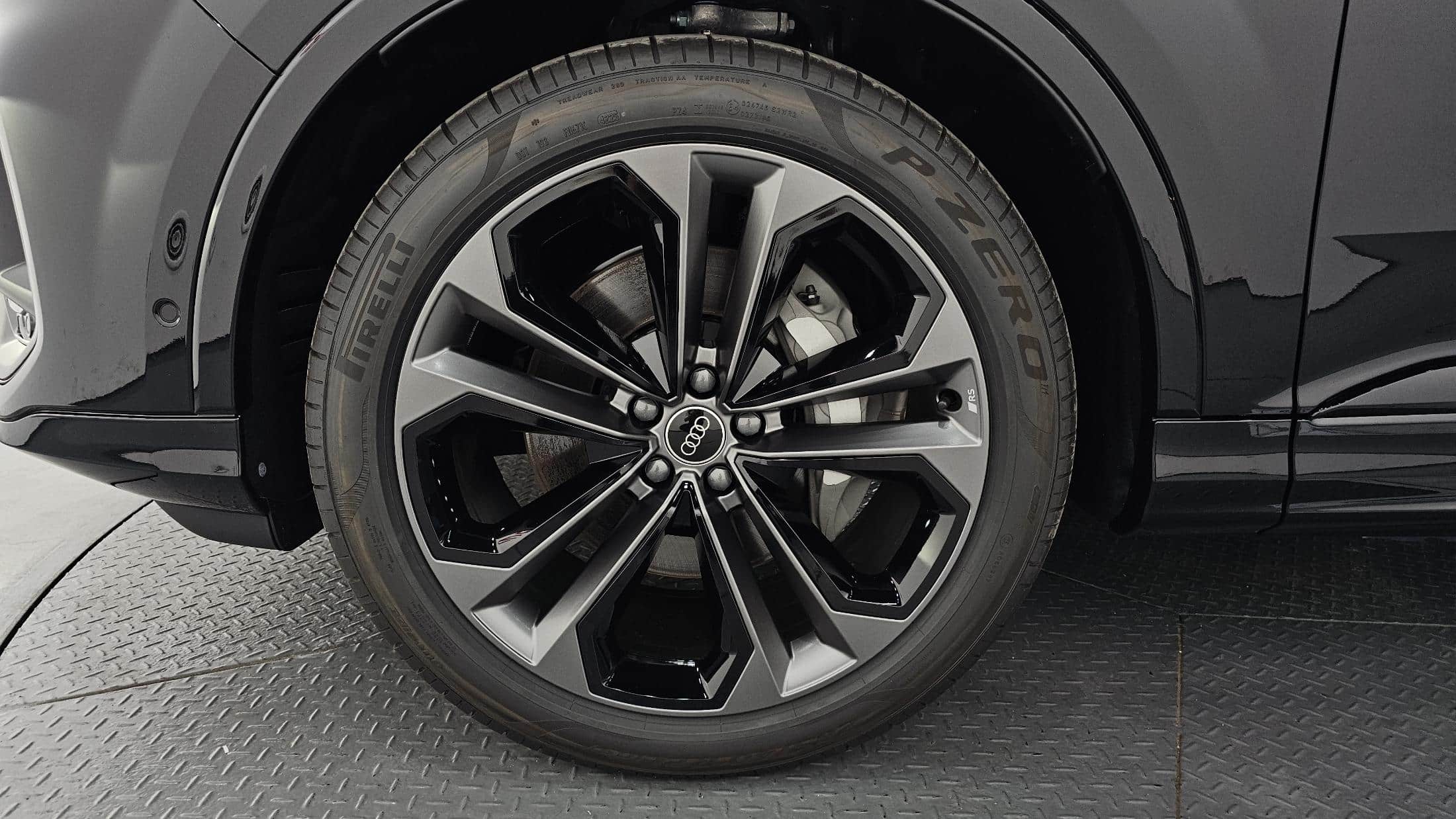 2026 AUDI Q7 55 TFSI Quattro Premium