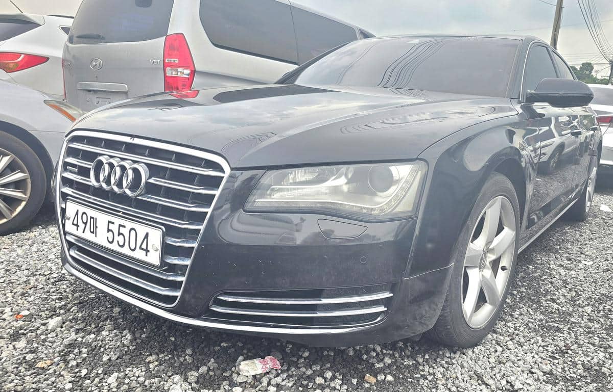 2012 AUDI A8 Sunroof/SMART KEY/NAVI - 2012 アウディ A8