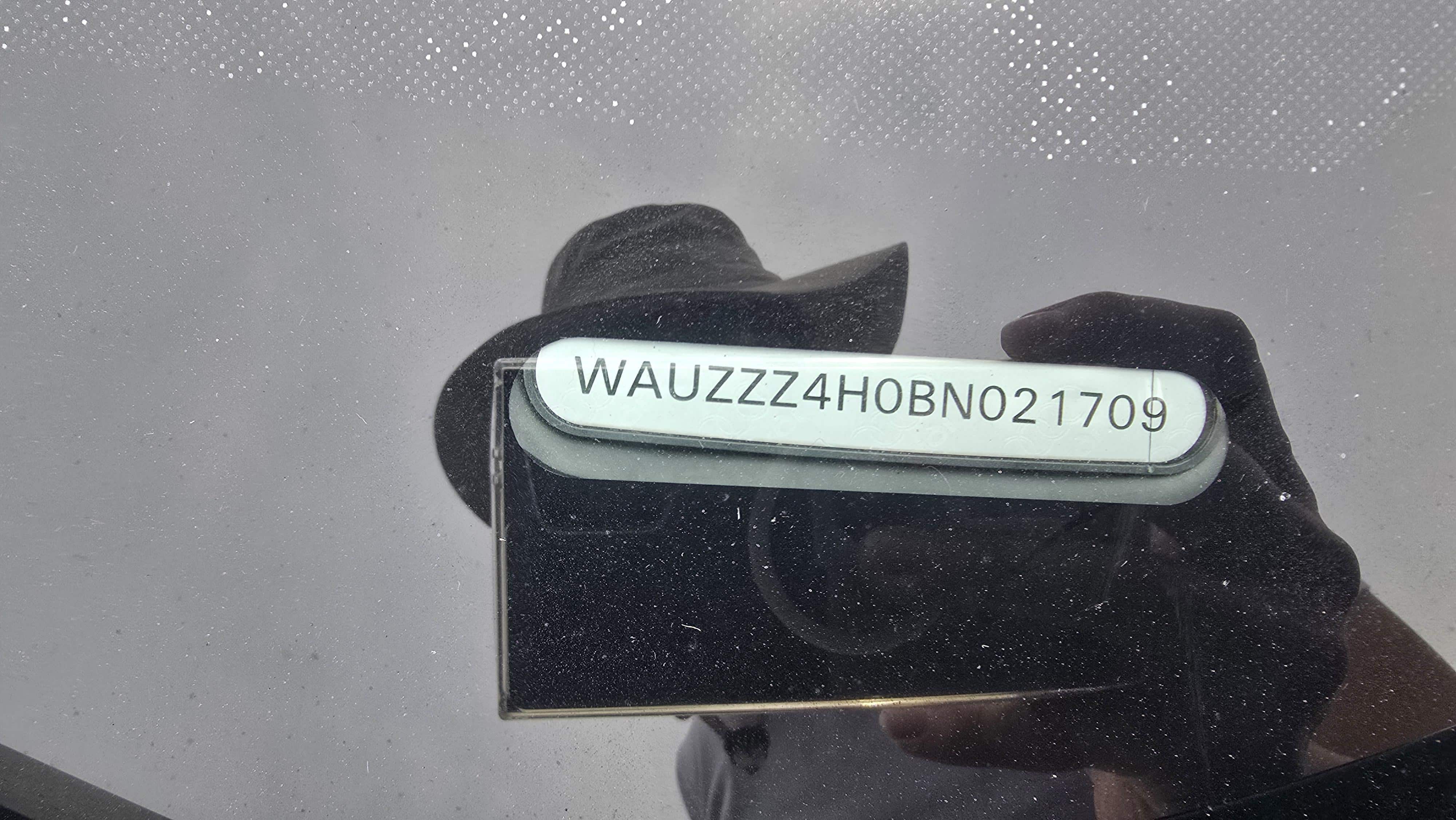 2012 AUDI A8 Sunroof/SMART KEY/NAVI - 2012 アウディ A8
