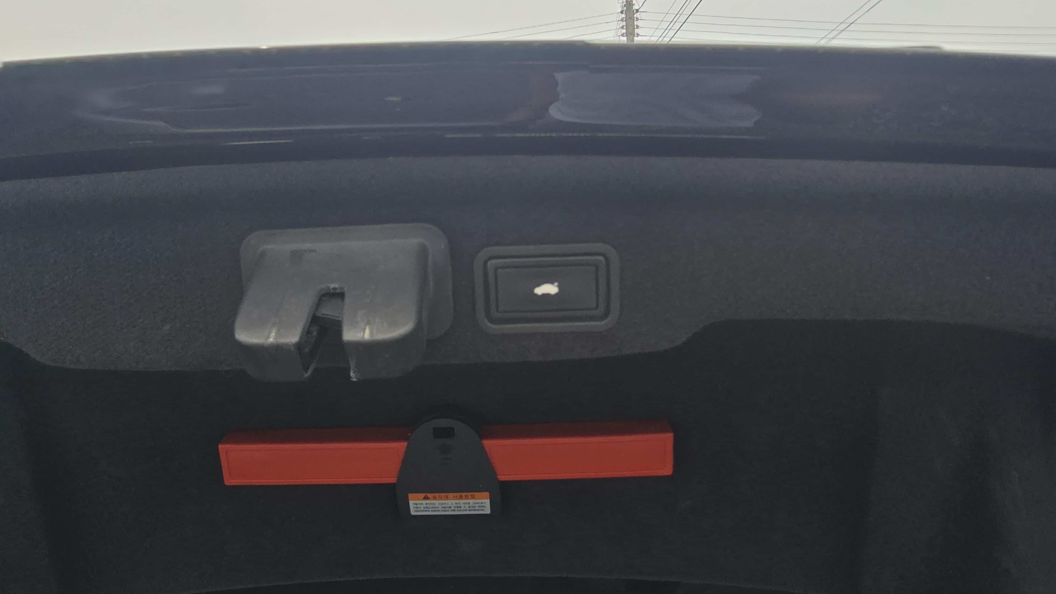 2012 AUDI A8 Sunroof/SMART KEY/NAVI - 2012 アウディ A8