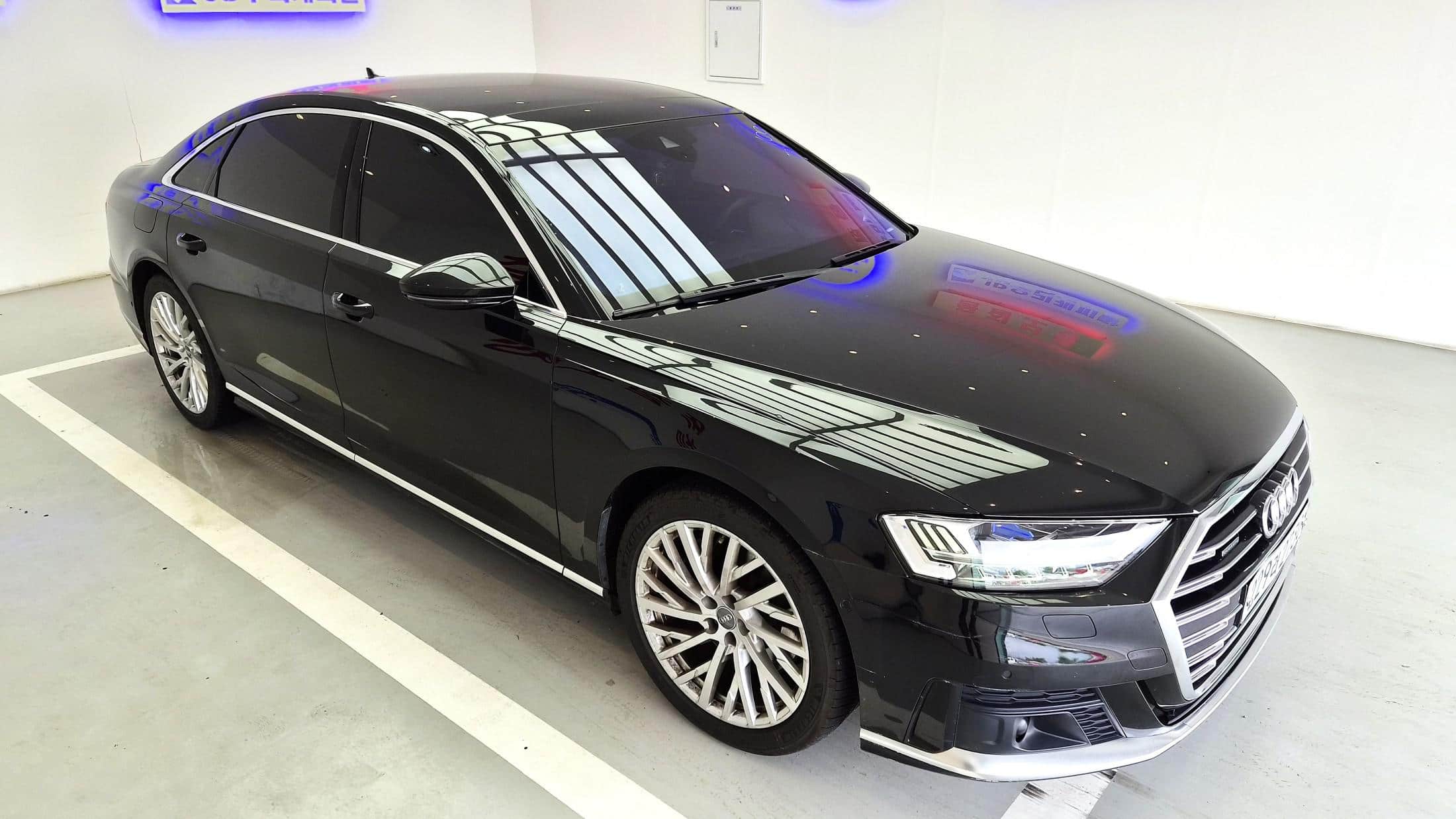 2020 AUDI A8 55 TFSI Quattro LWB