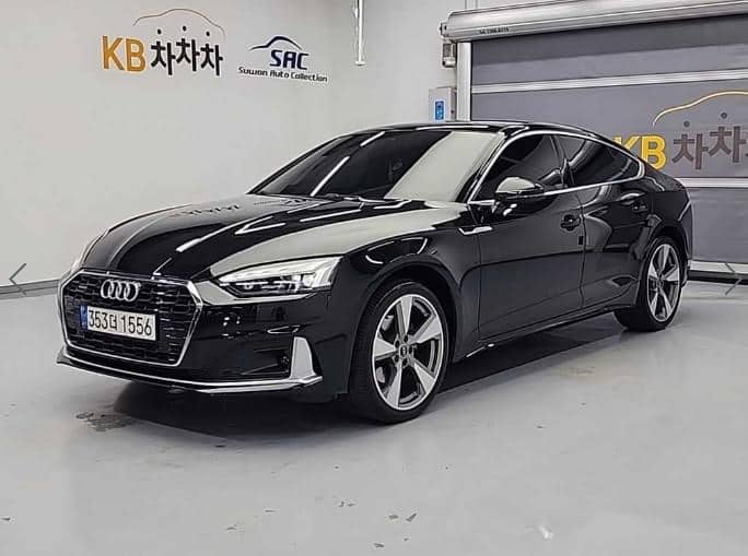 2021 AUDI A5 40 TFSI Quattro Sportback - 2021 أودي A5