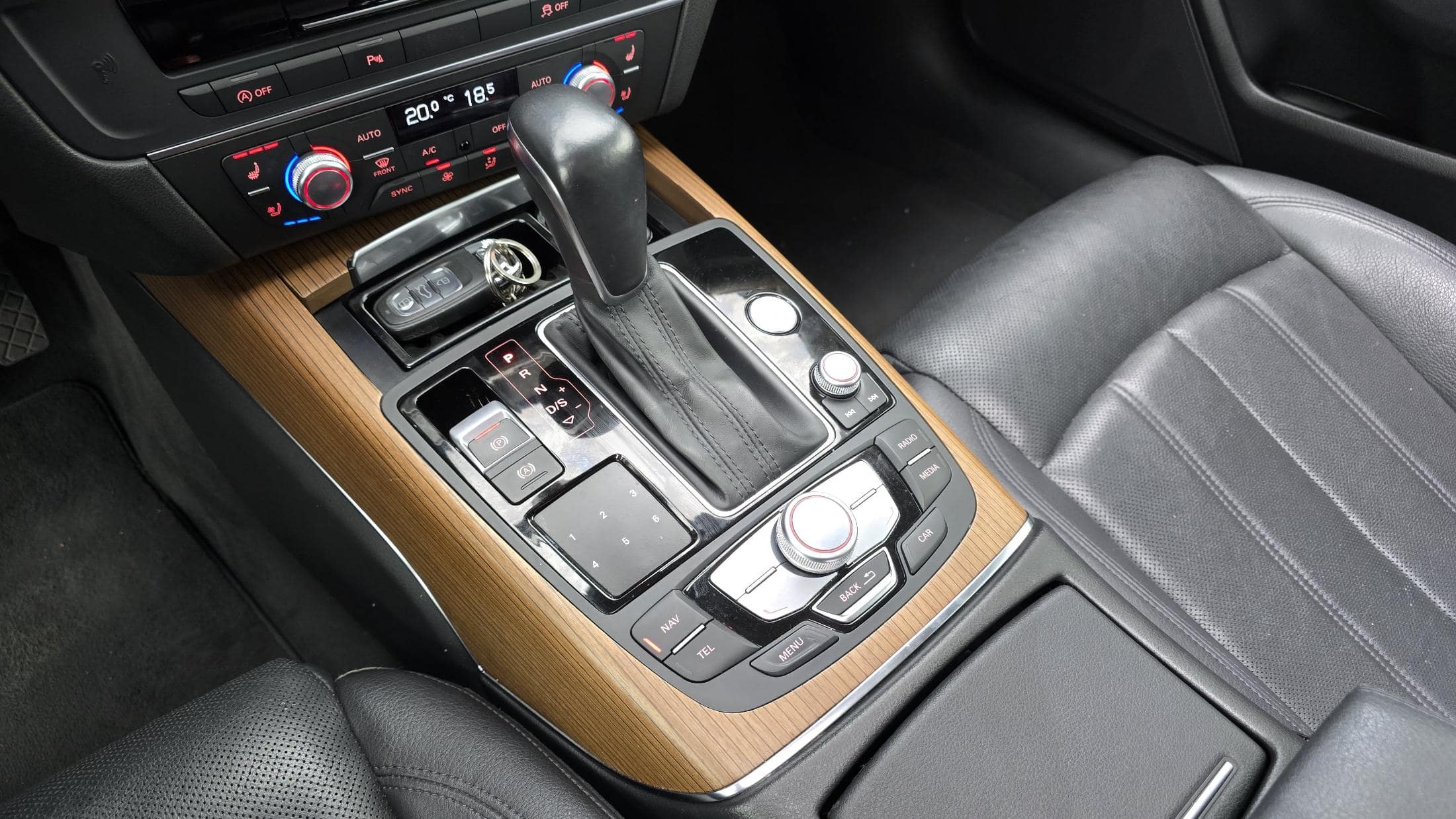 2016 AUDI A6 40 TDI Quattro Premium - 2016 أودي A6