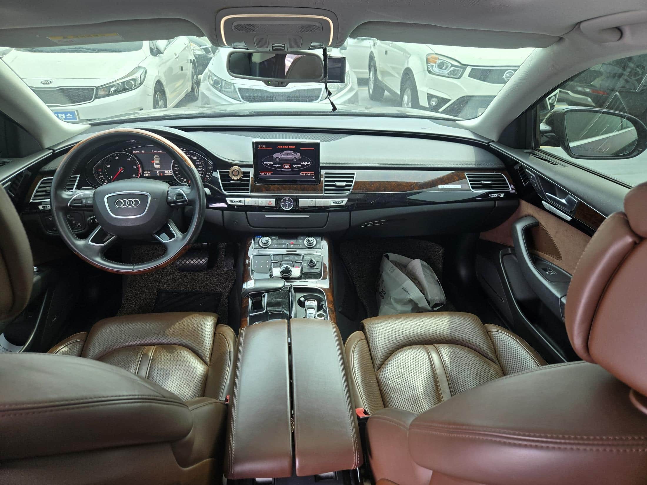 2012 AUDI A8