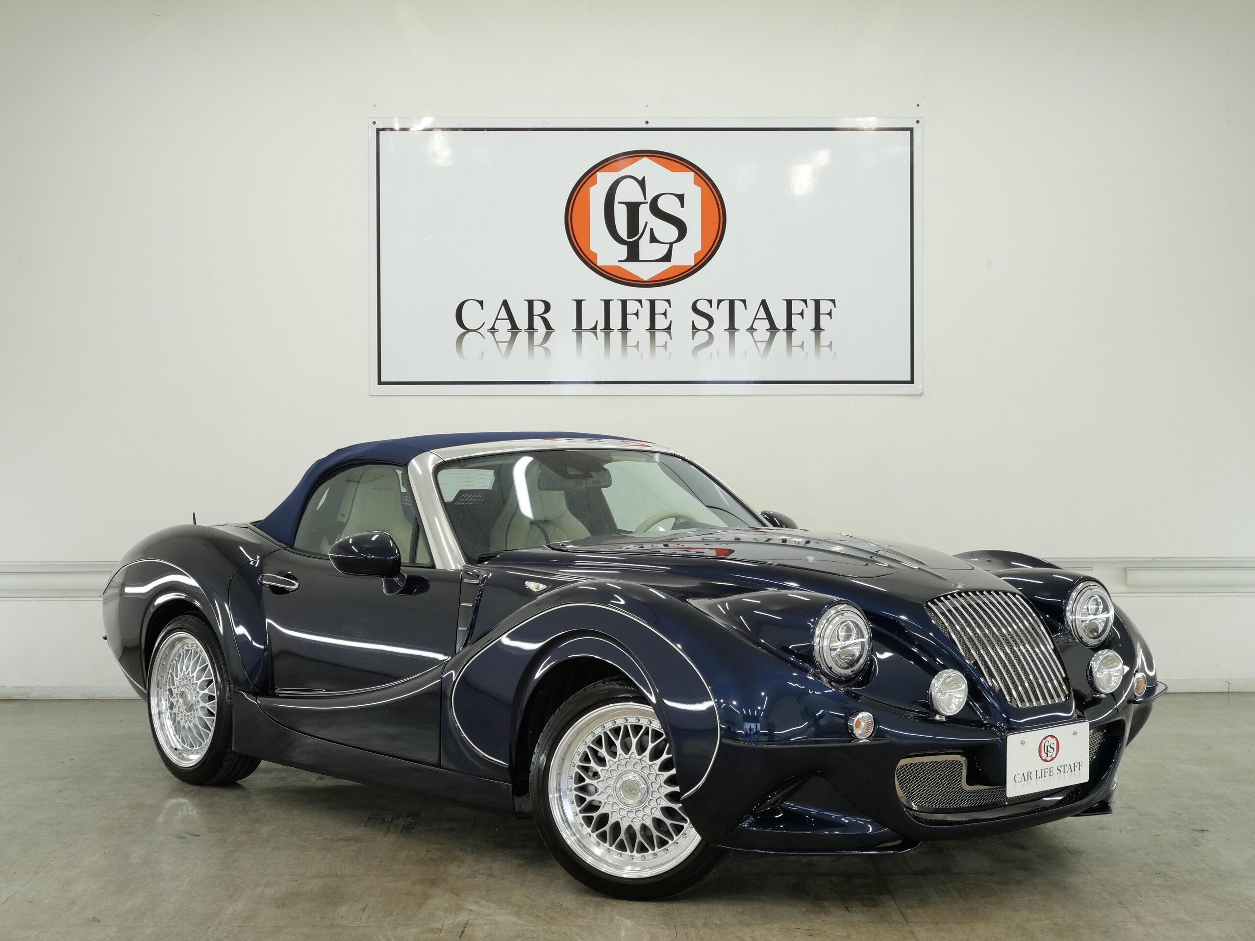 2026 Hurtan Grand Albaycin - フータン グランドアルバイシン グランドアルバイシンヘリテージ 30周年記念特別仕様車 ローチンエディション 30周年記念モデルネイビーメタリック 30周年記念モデル用インテリア 30周年記念モデル17インチスポークアルミ カブリオレ 6速MT アップルカープレイ