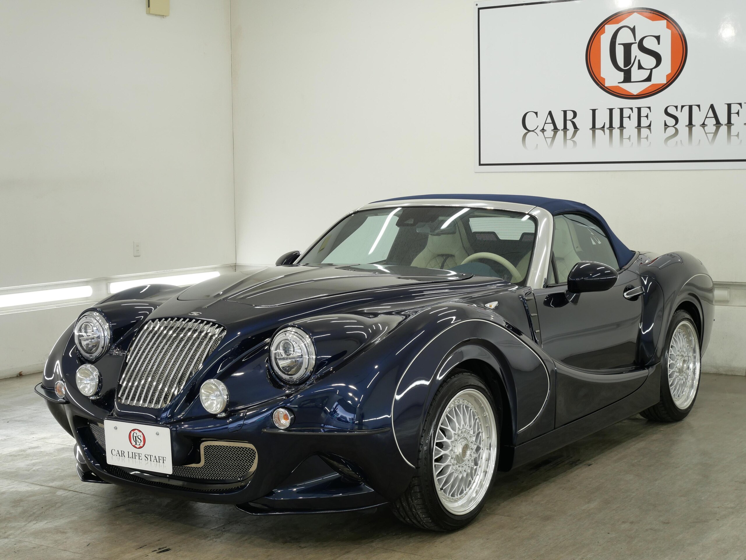 2026 Hurtan Grand Albaycin - フータン グランドアルバイシン グランドアルバイシンヘリテージ 30周年記念特別仕様車 ローチンエディション 30周年記念モデルネイビーメタリック 30周年記念モデル用インテリア 30周年記念モデル17インチスポークアルミ カブリオレ 6速MT アップルカープレイ