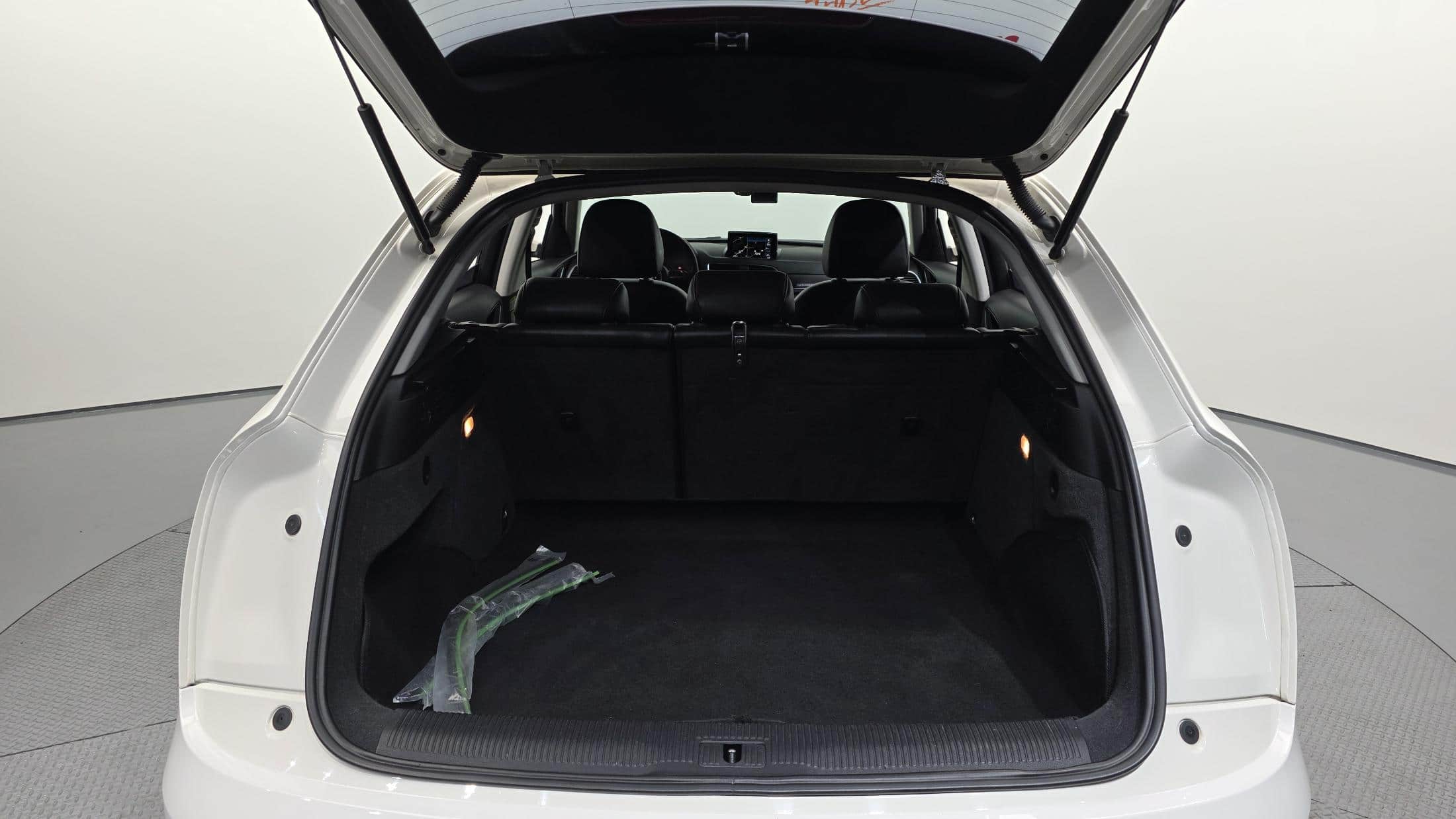 2014 AUDI Q3