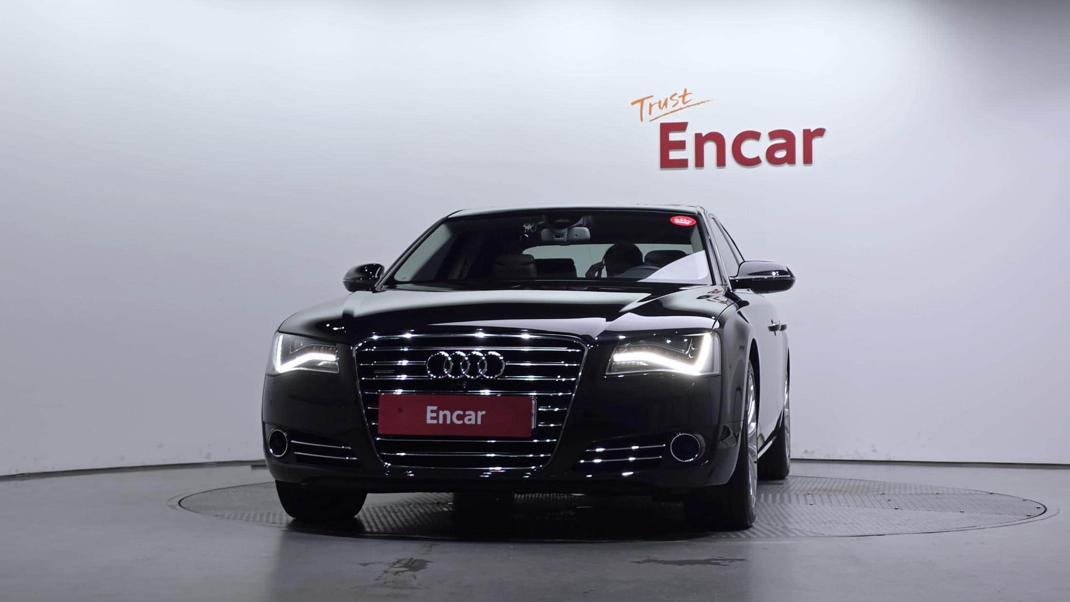 2013 AUDI A8
