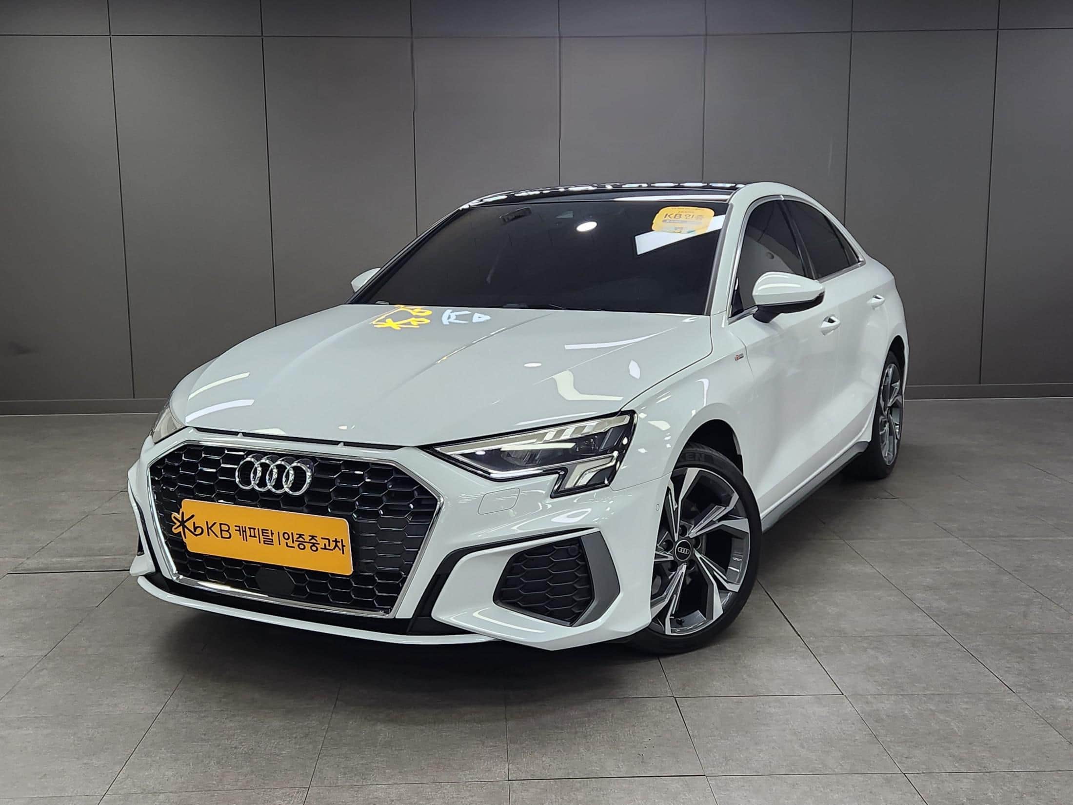 2023 AUDI A3 40 TFSI Premium
