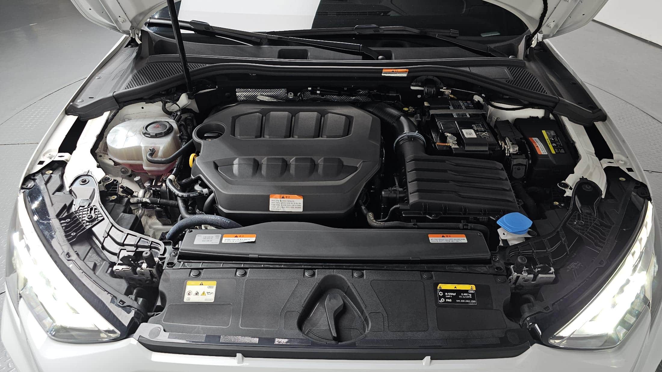2023 AUDI A3 40 TFSI Premium - 2023 أودي A3