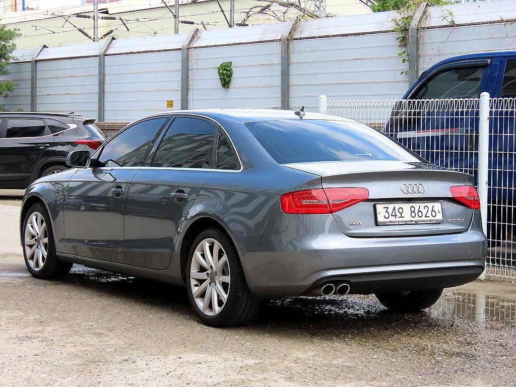 2014 AUDI A4 - 2014 アウディ A4