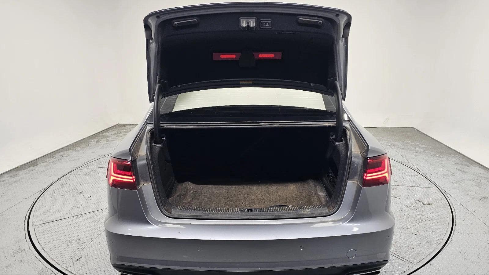 2018 AUDI A6 - 2018 أودي A6