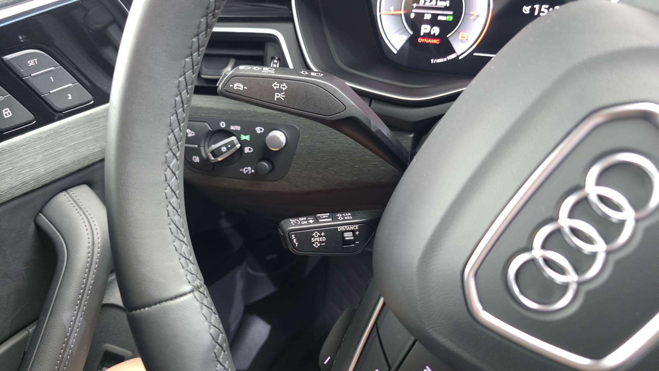 2023 AUDI A4 45 TFSI Quattro Premium