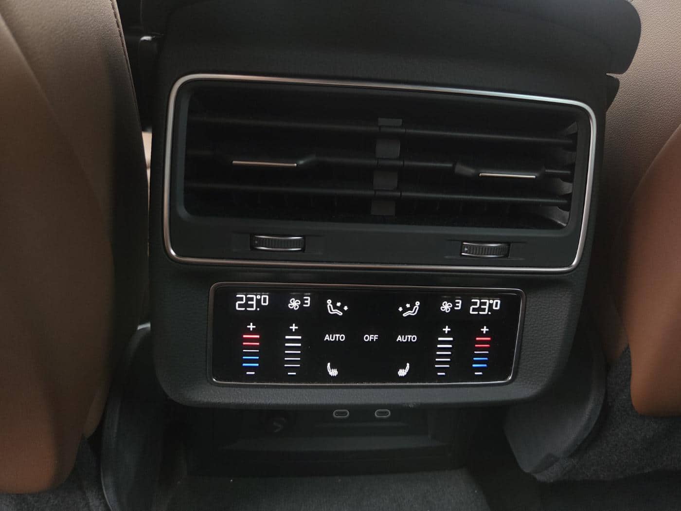 2023 AUDI Q7 45 TDI Quattro Premium - 2023 アウディ Q7