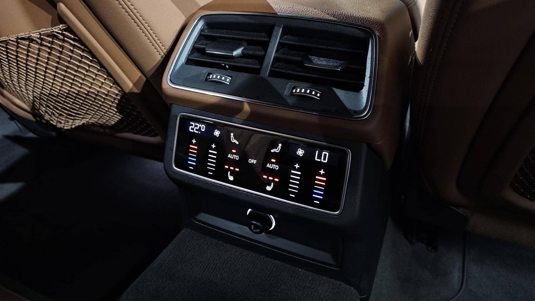 2020 AUDI A6 40 TDI Premium - 2020 أودي A6