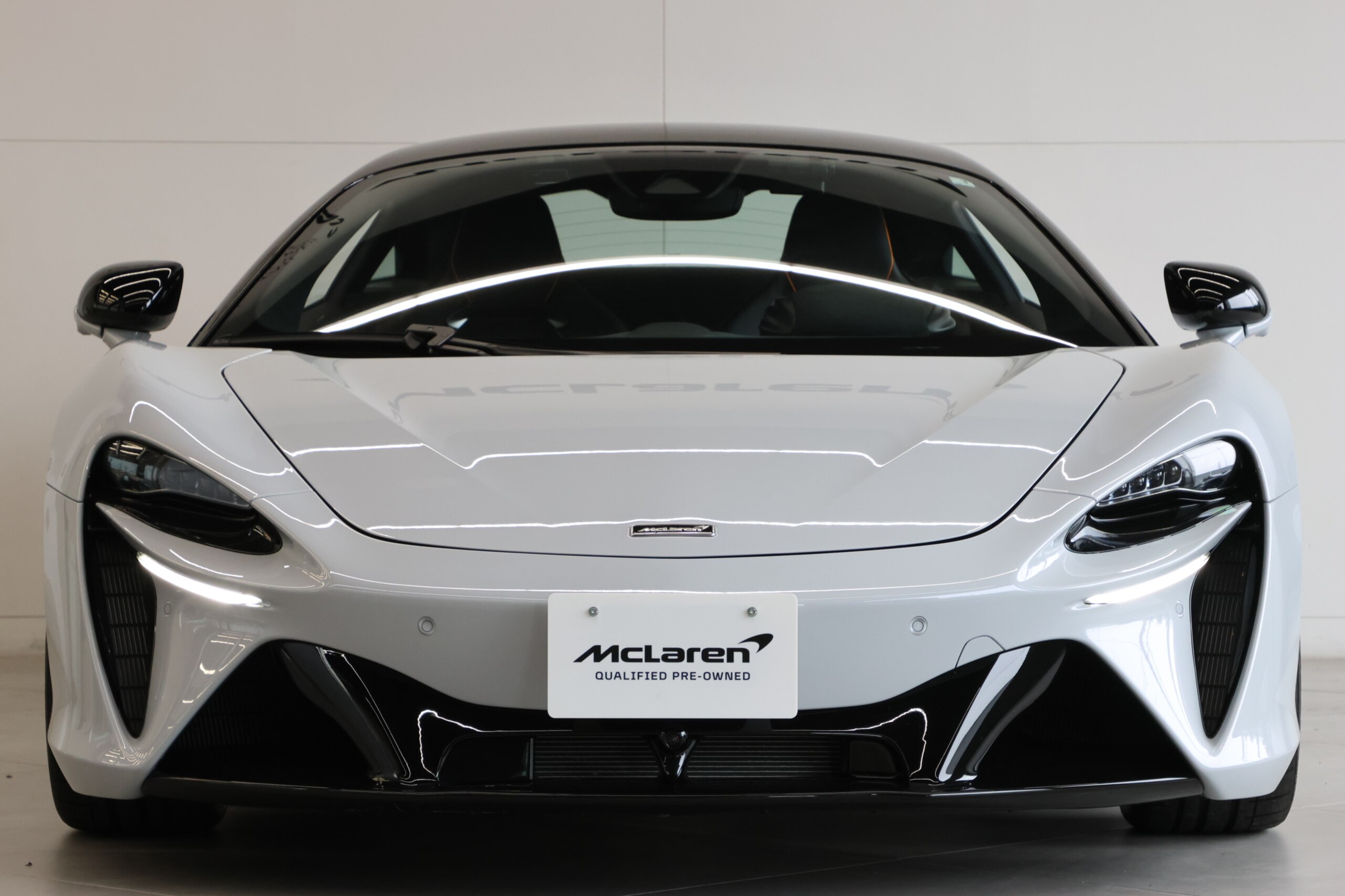 2025 McLaren Artura - 2025 ماكلارين Artura