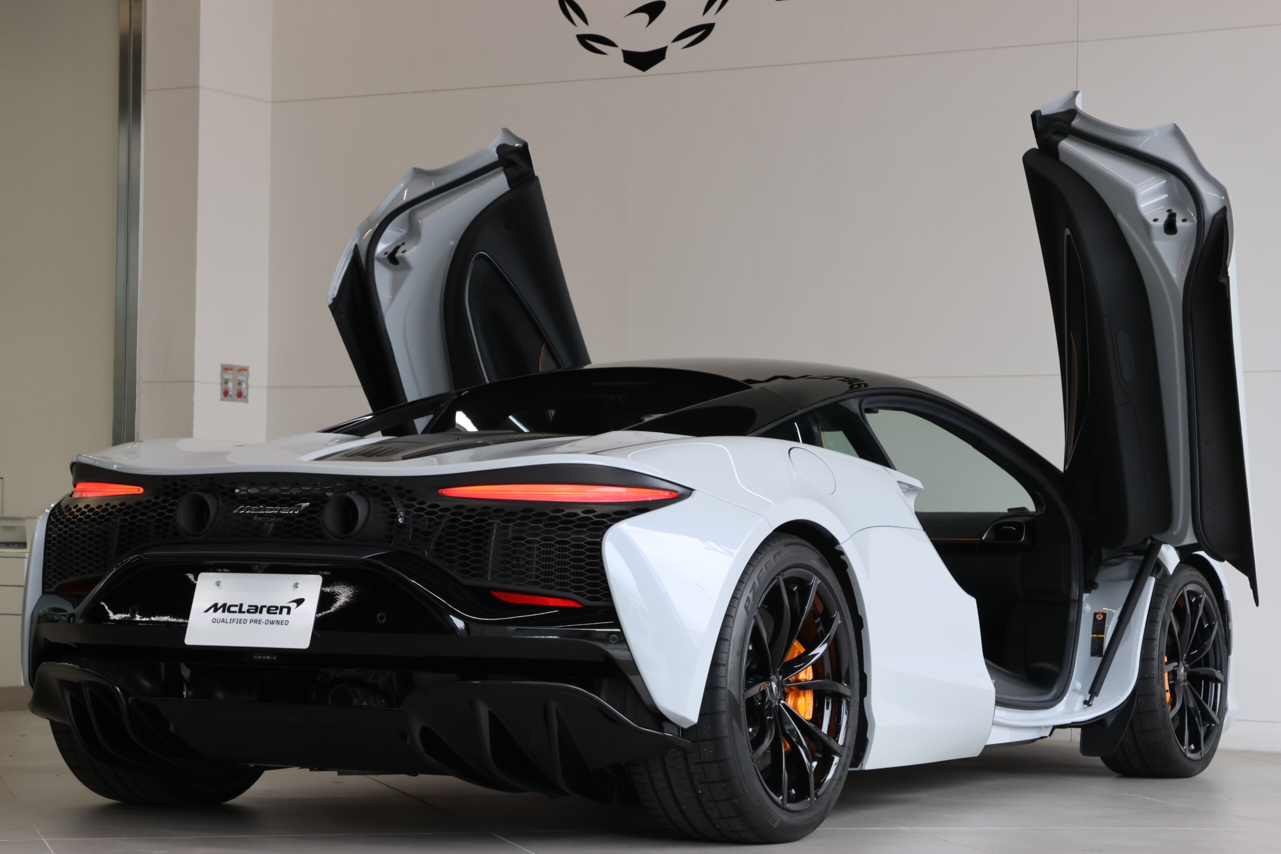 2025 McLaren Artura - 2025 ماكلارين Artura
