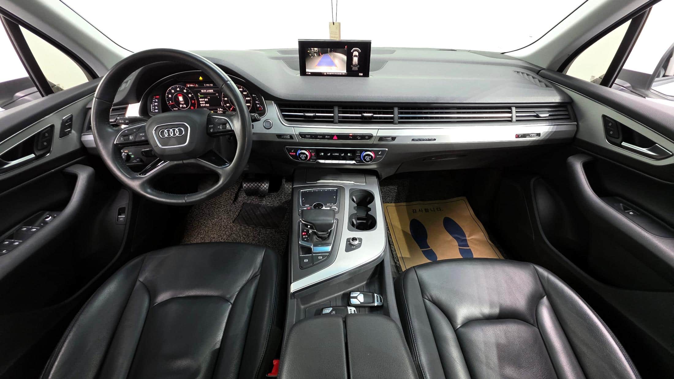 2019 AUDI Q7 45 TFSI Quattro - 2019 أودي Q7
