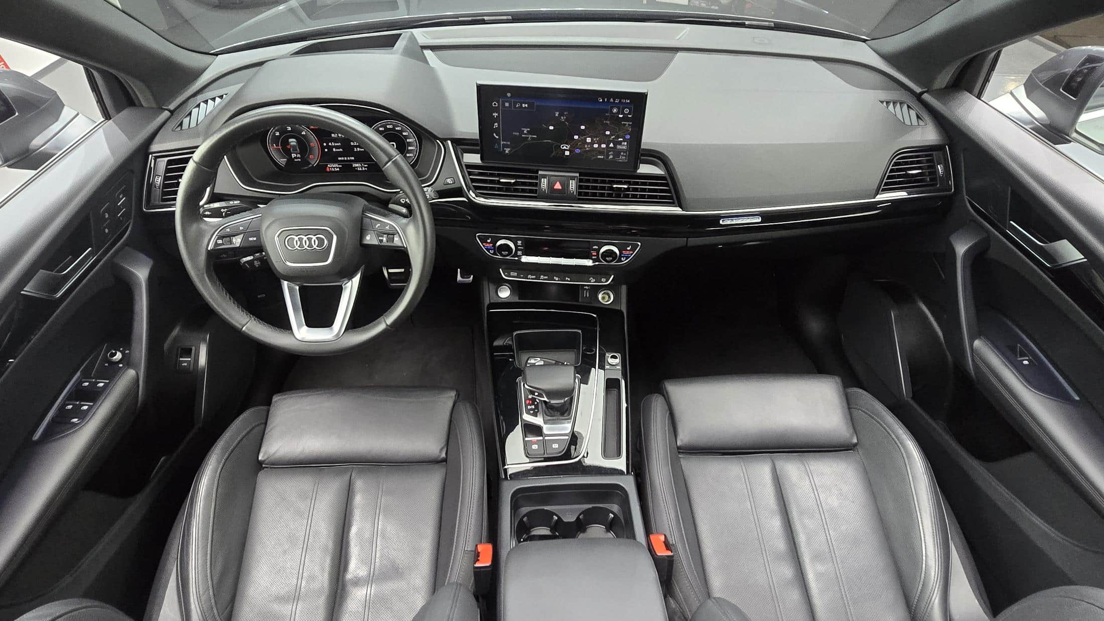 2022 AUDI Q5 40 TDI Quattro Sportback Premium - 2022 أودي Q5