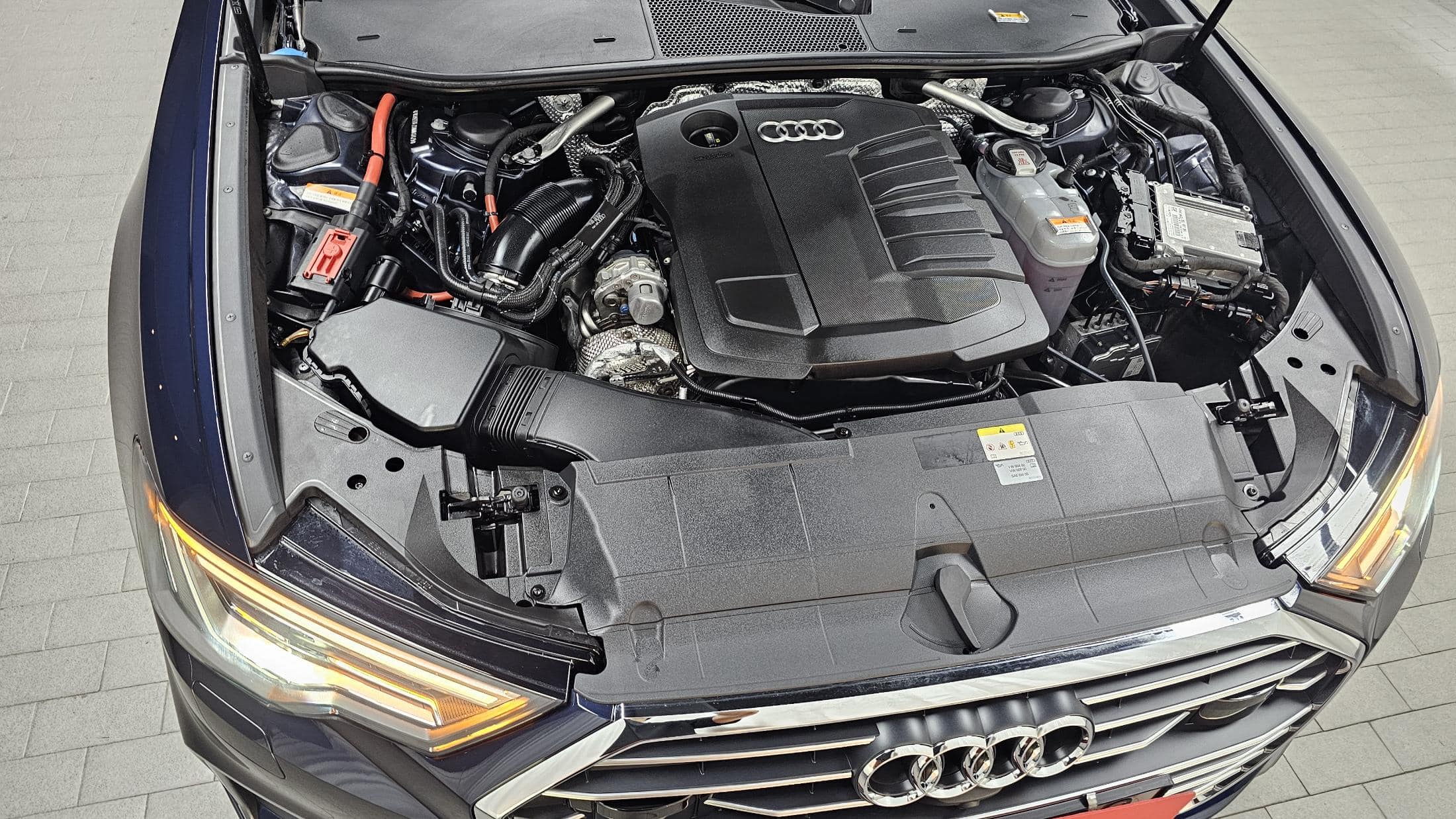 2022 AUDI A6 40 TDI Premium - 2022 アウディ A6
