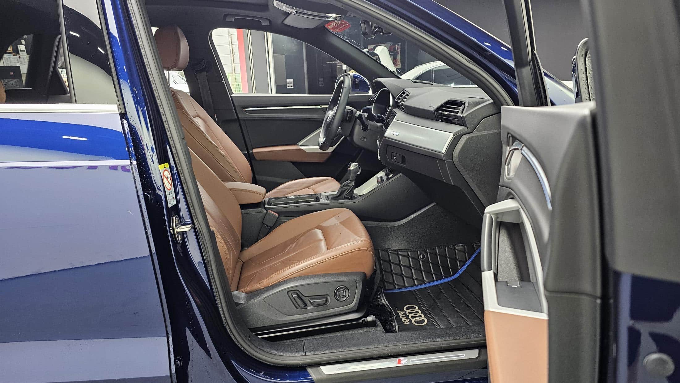 2023 AUDI Q3 35 TDI Premium
