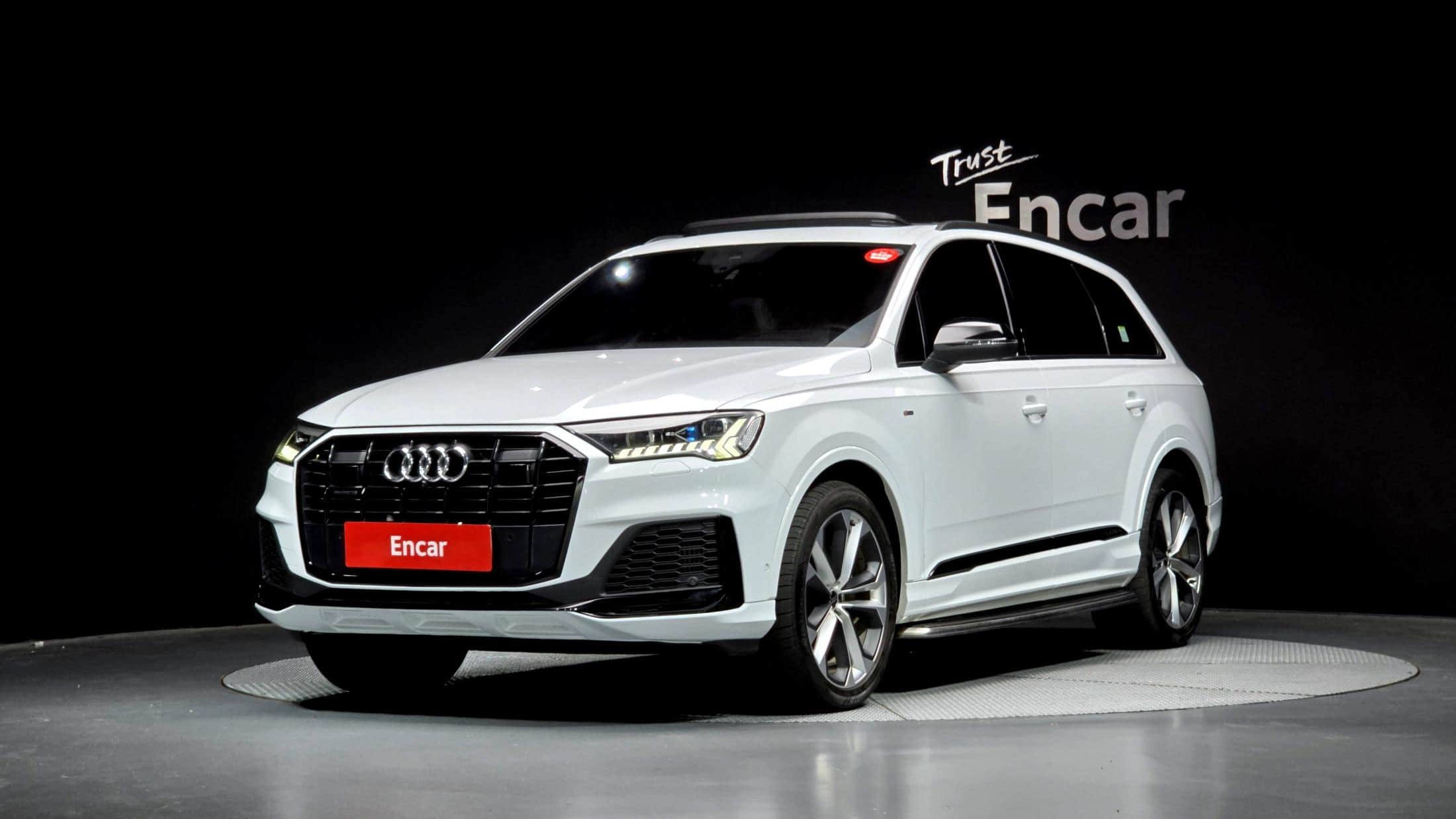 2023 AUDI Q7 55 TFSI Quattro Premium - 2023 アウディ Q7