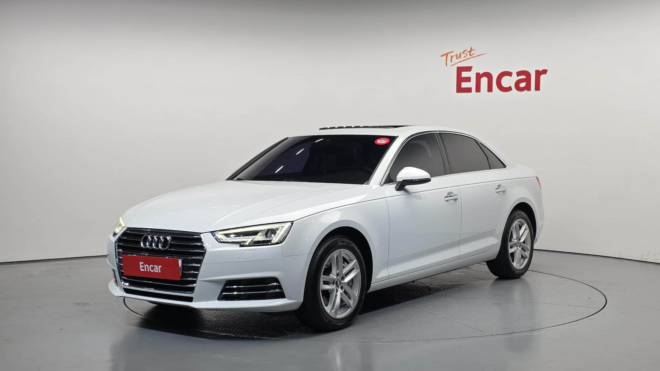 2016 AUDI A4 45 TFSI Premium - 2016 أودي A4