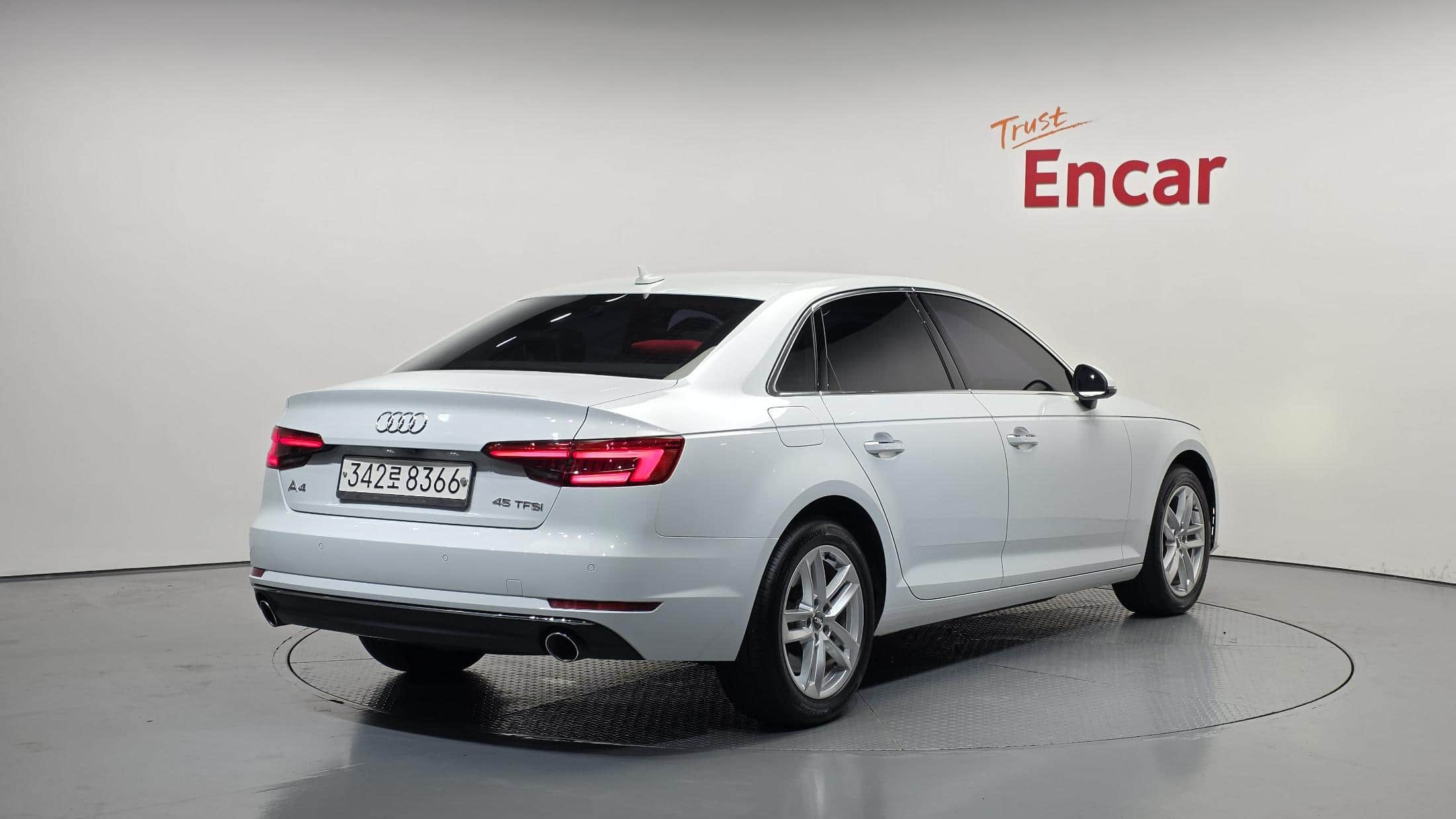 2016 AUDI A4 45 TFSI Premium