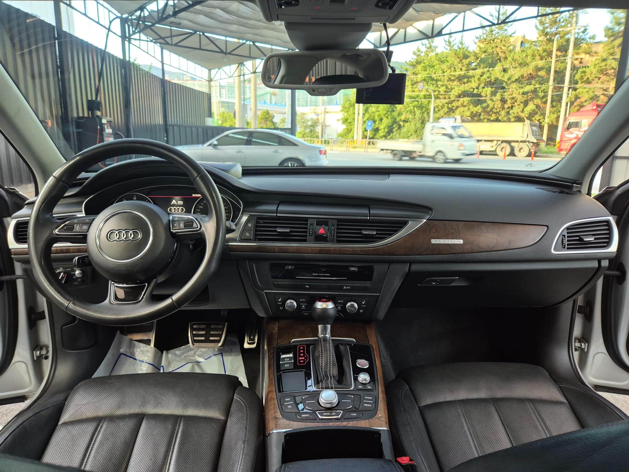 2012 AUDI A6 - 2012 アウディ A6