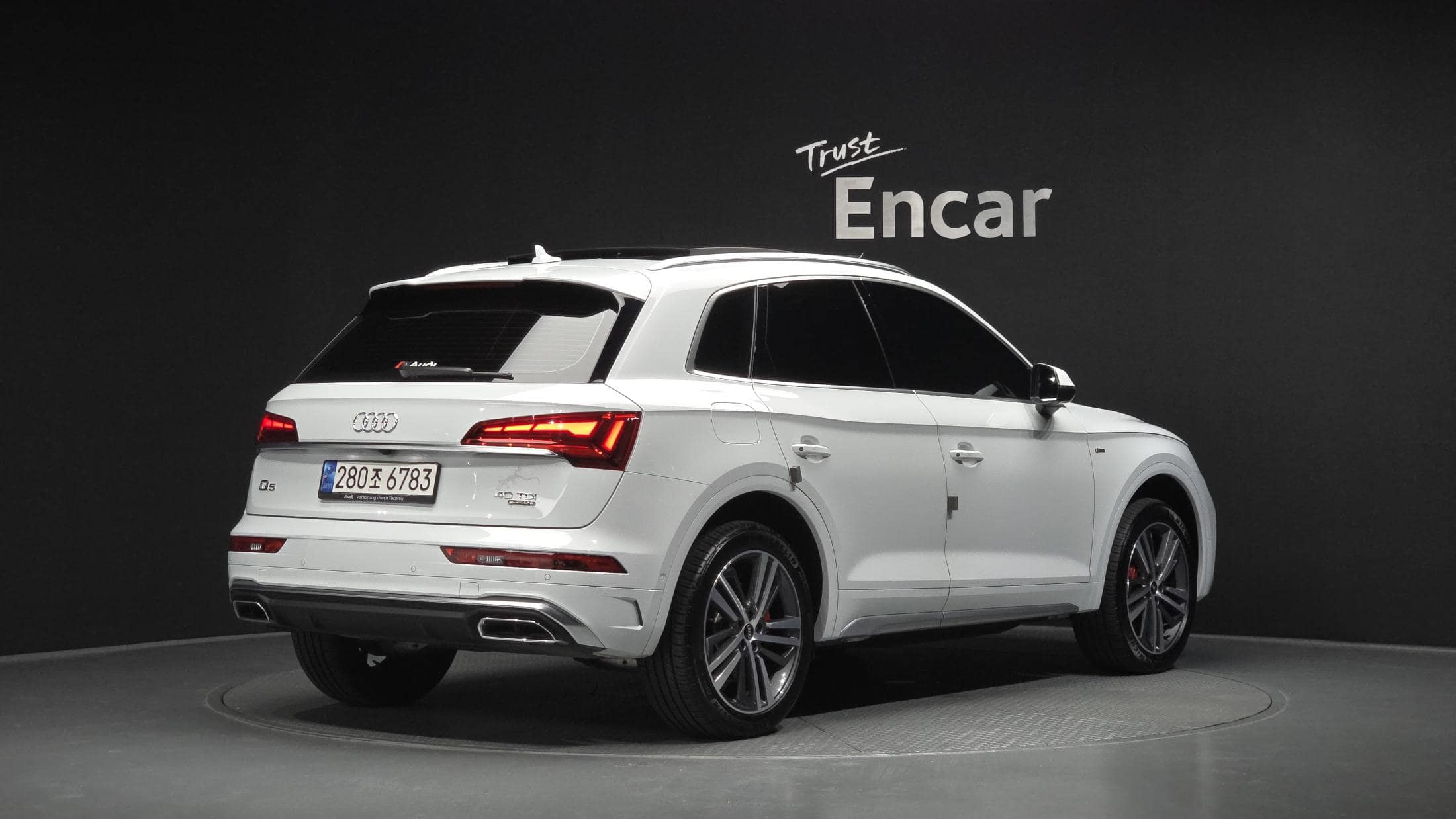 2022 AUDI Q5 40 TDI Quattro Premium - 2022 أودي Q5