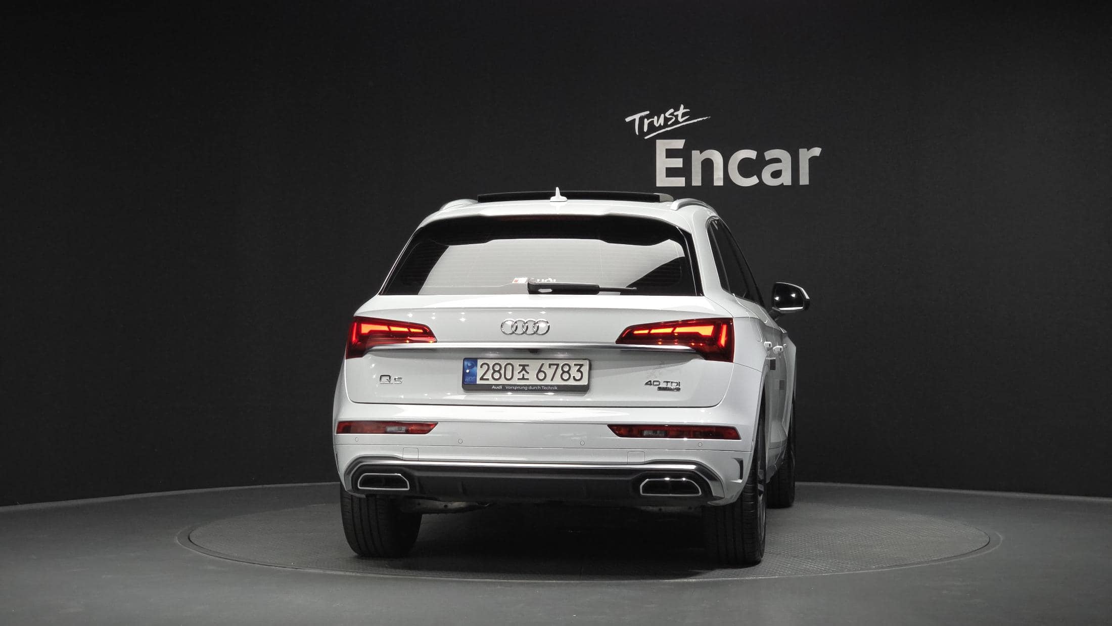 2022 AUDI Q5 40 TDI Quattro Premium - 2022 أودي Q5