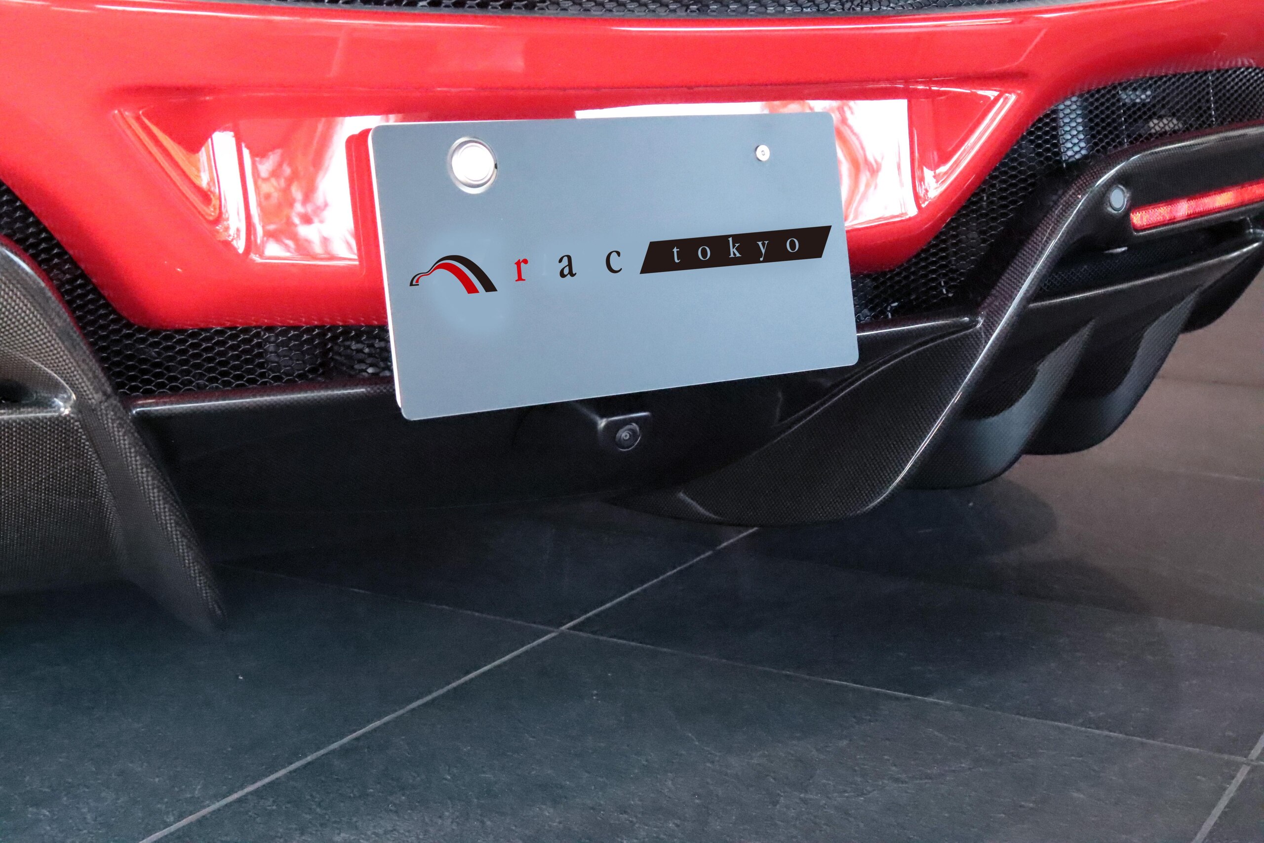 2023 Ferrari 296GTB - フェラーリ 296GTB アセット フィオラノ パッケージ F1 DCT ASSETTO FIORANO/OP1434万/カ-ボンファイバ-エンジンカバ-・リヤディフュ-ザ-・アンダ-カバ-・キ-・インストゥルメンタルクラスタ-・アッパ-トンネル・ダッシュボ-ド・レ-シングシ-ト・LED付ステアリング/