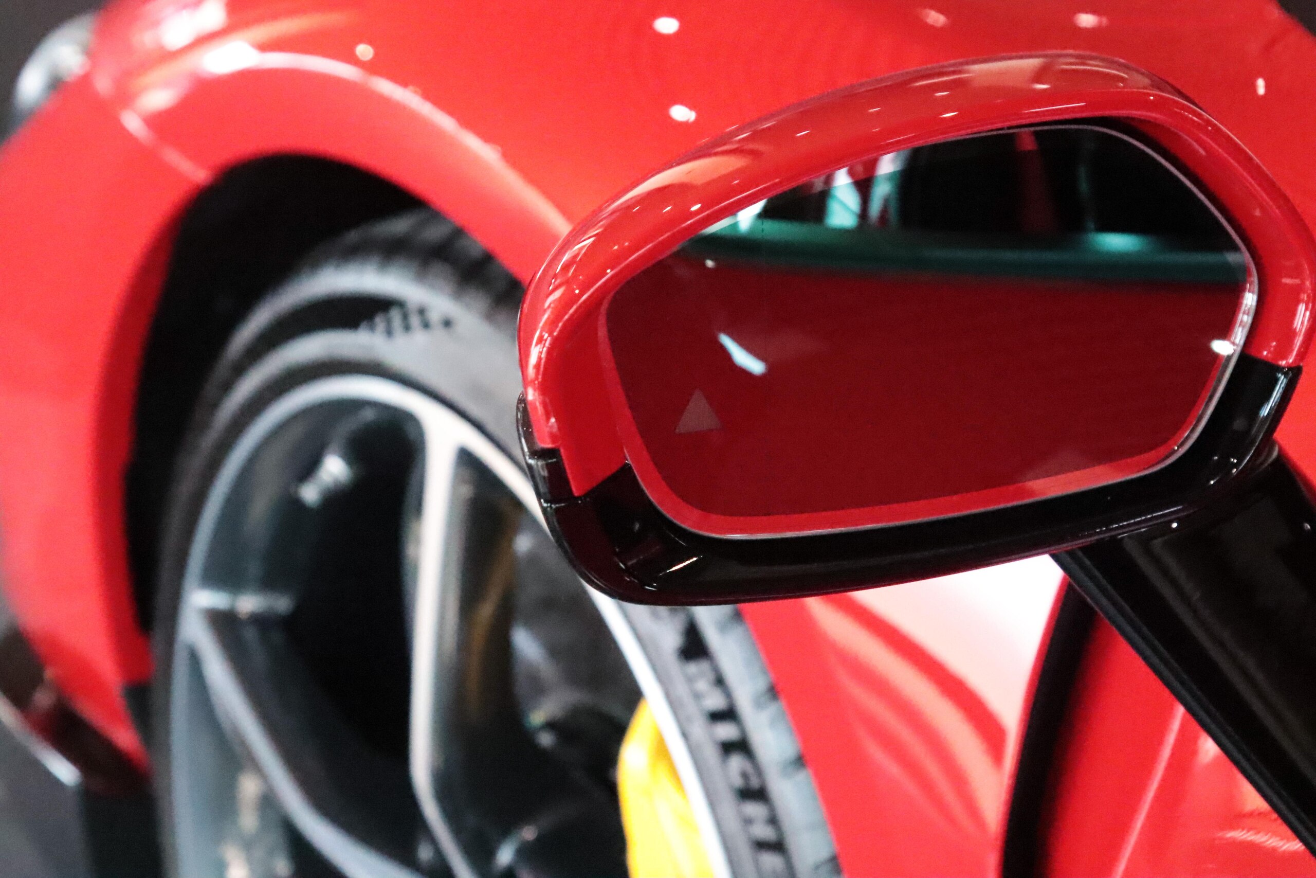 2023 Ferrari 296GTB - フェラーリ 296GTB アセット フィオラノ パッケージ F1 DCT ASSETTO FIORANO/OP1434万/カ-ボンファイバ-エンジンカバ-・リヤディフュ-ザ-・アンダ-カバ-・キ-・インストゥルメンタルクラスタ-・アッパ-トンネル・ダッシュボ-ド・レ-シングシ-ト・LED付ステアリング/