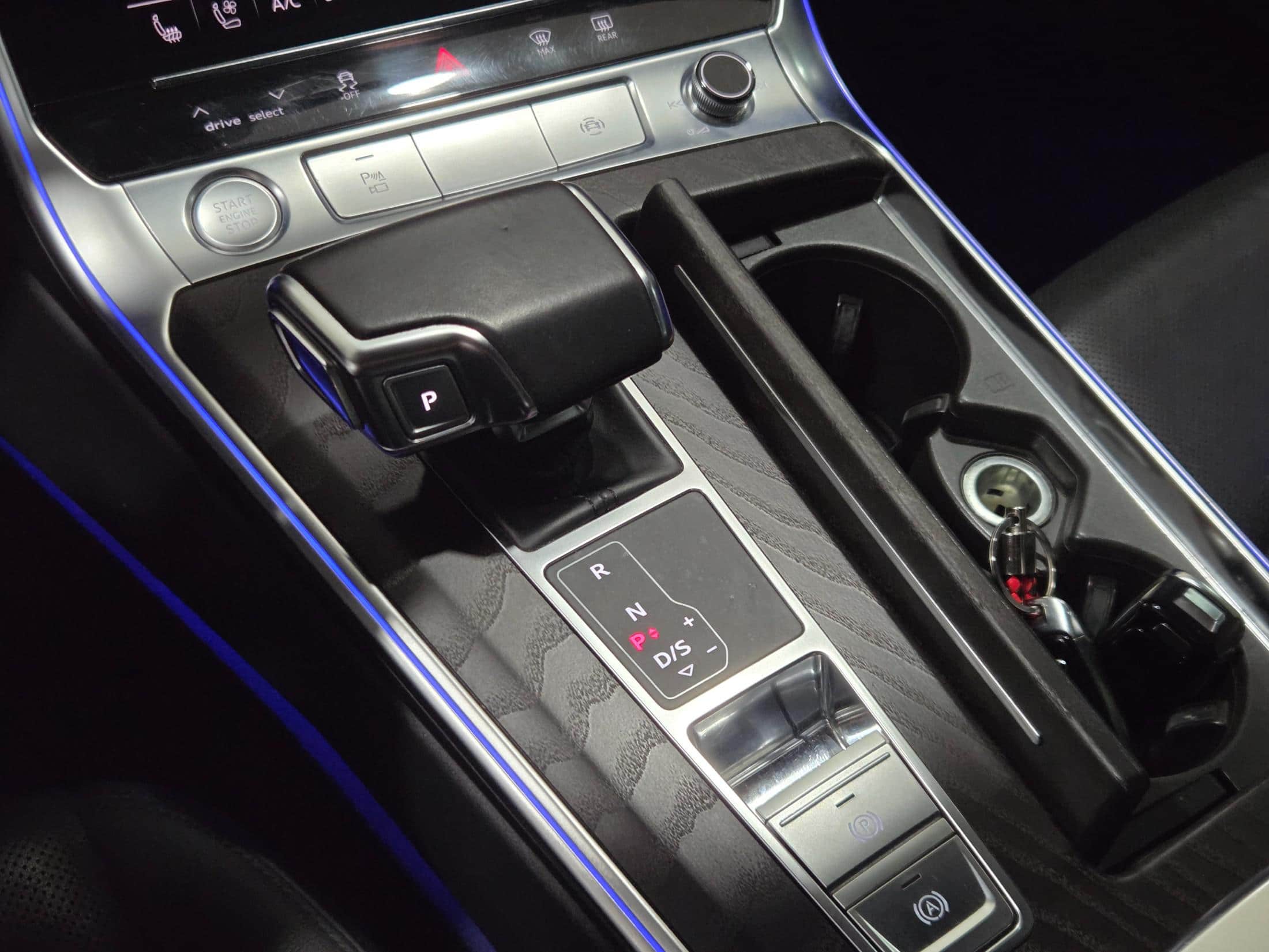 2020 AUDI A6 45 TFSI Quattro - 2020 أودي A6