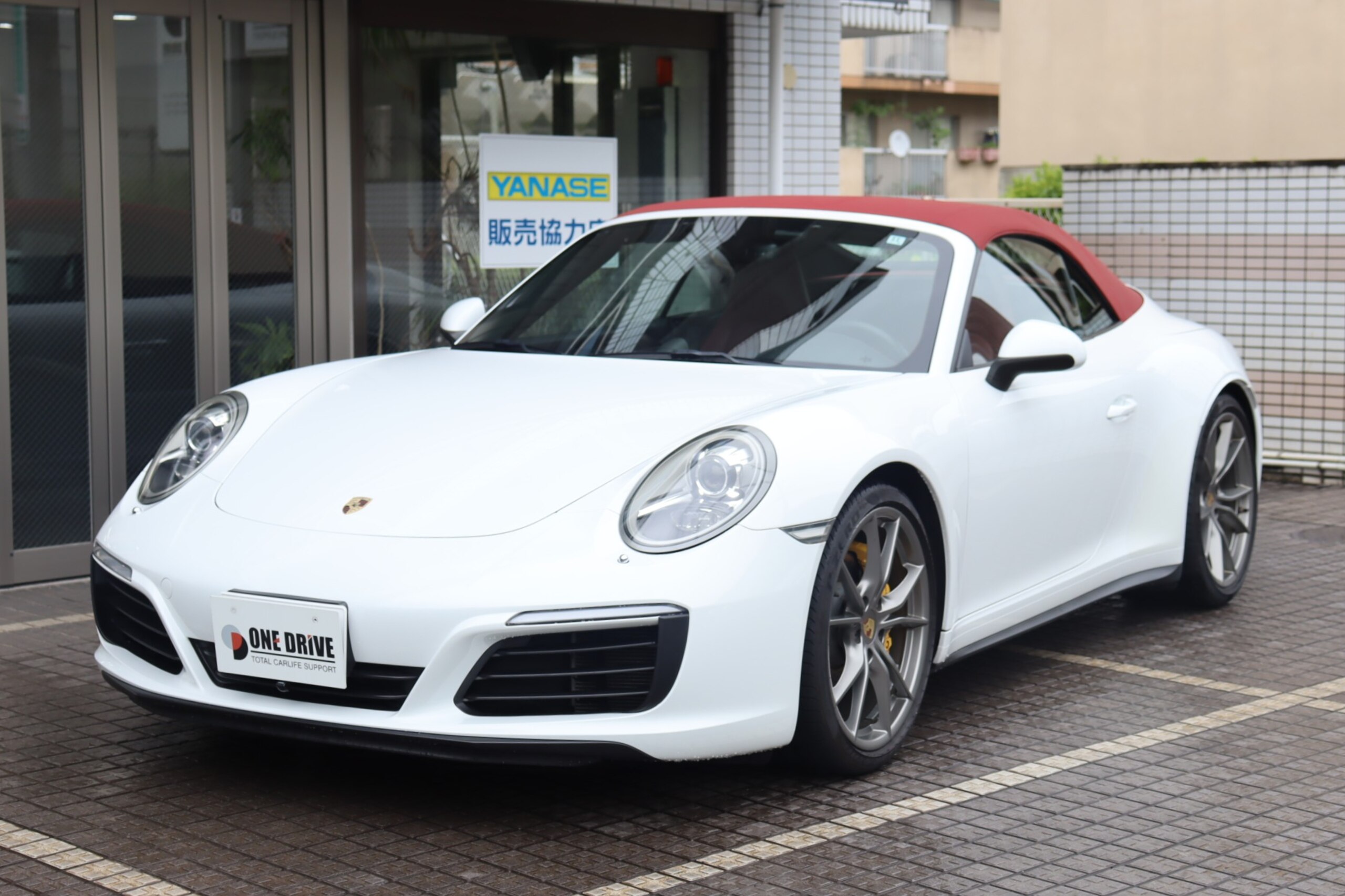 2016 Porsche 911 Cabriolet